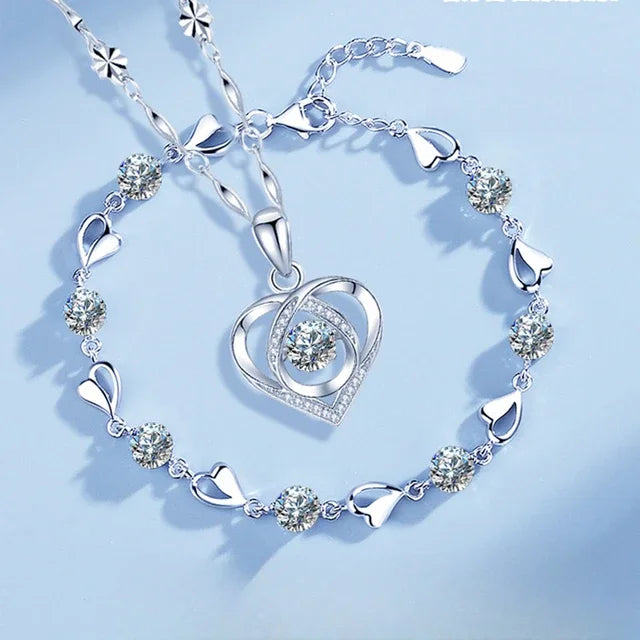 Crystal Heart Necklace - Elegant & Sparkling Jewelry Gift for Women - Perfect for Valentine's Day, Anniversary & Romantic Occasions