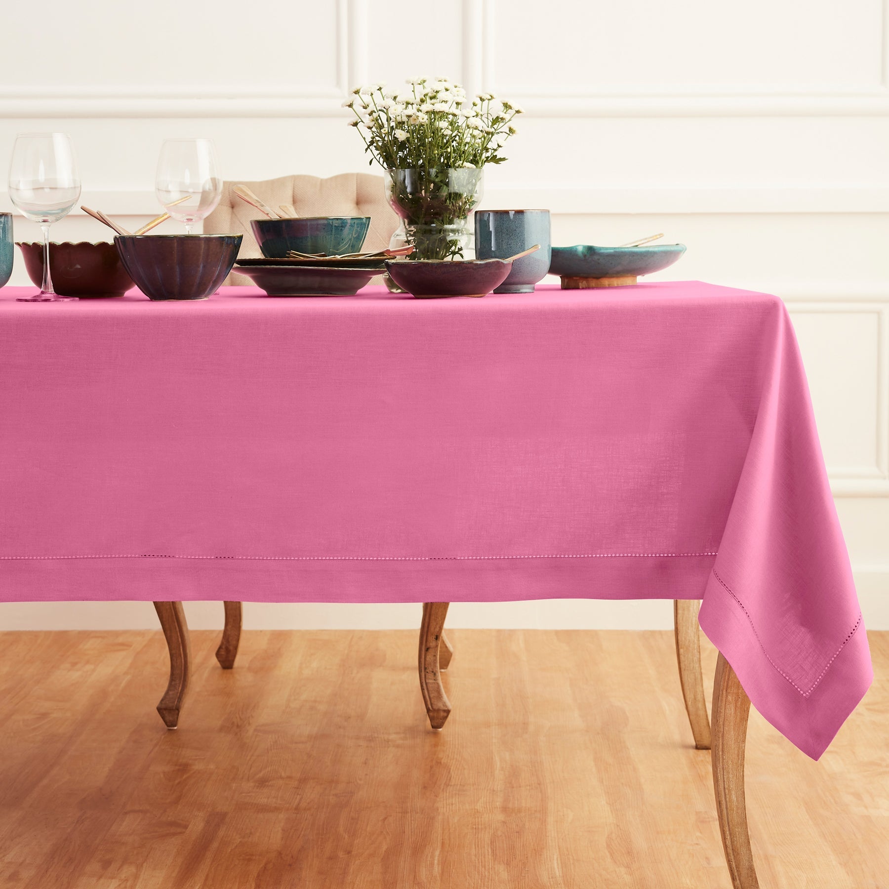 Elegant Classic Hemstitch Tablecloth - Premium Cotton Linen Dining Table Cover for Formal Dinners & Special Occasions