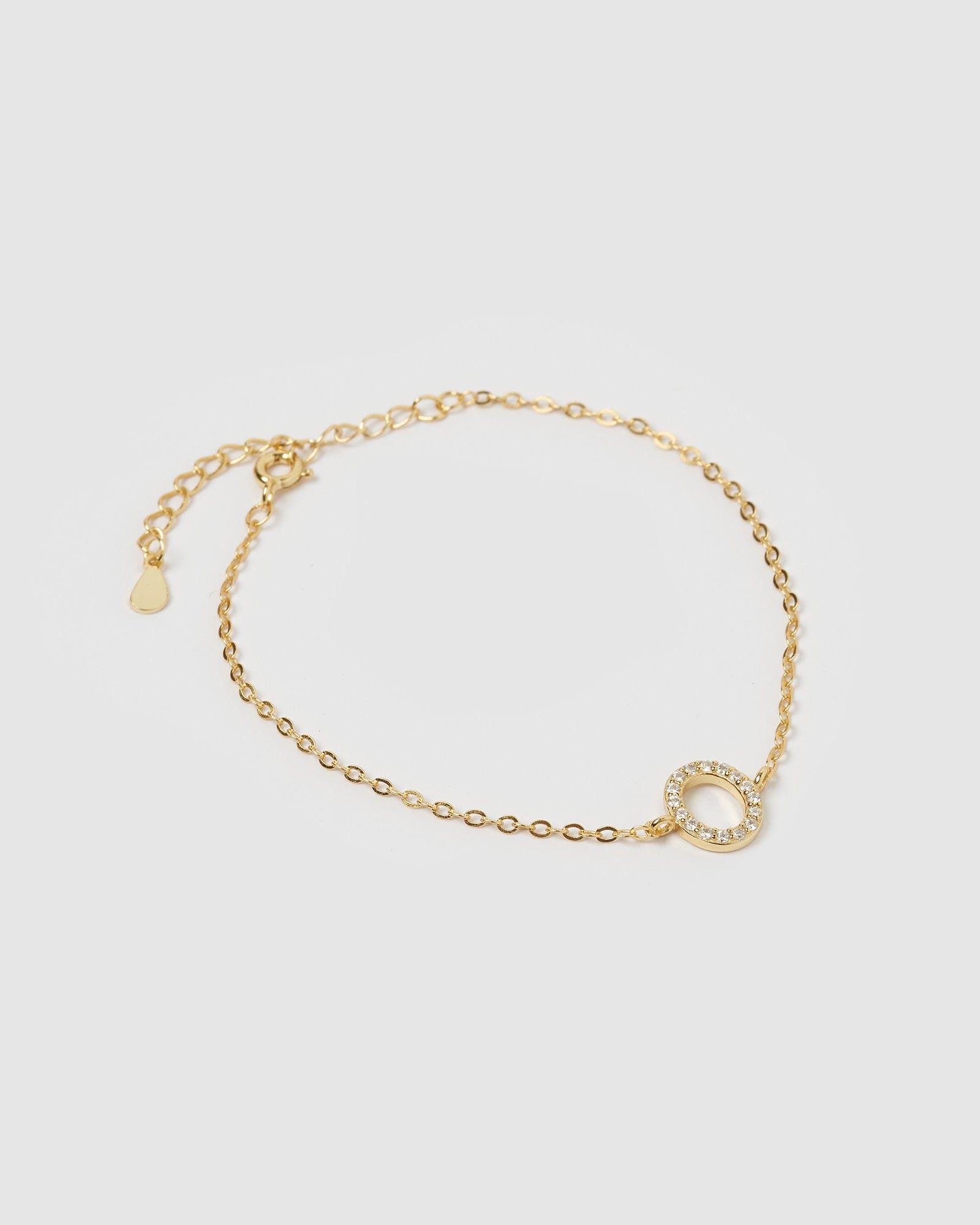 Izoa Crystal Letter O Bracelet - Gold Plated Initial Charm Jewelry for Women, Gift for Her, Birthday, Anniversary, Valentine's Day - Perfect for Everyday Wear & Special Occasions