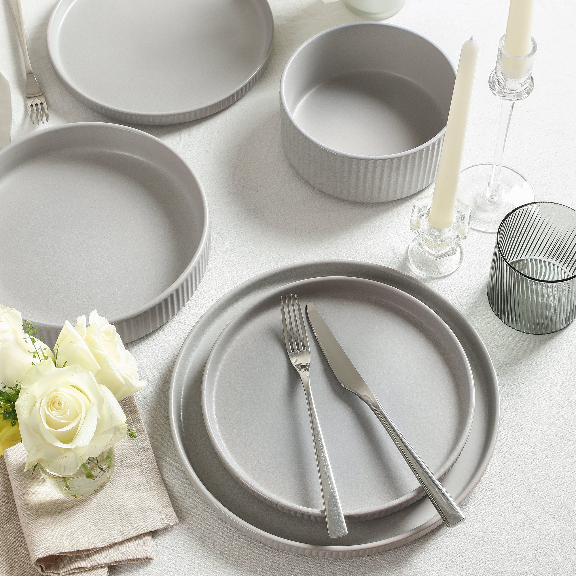 Premium Borosilicate Glass & Stoneware Dinnerware Set - Durable & Elegant Grey Tableware for Everyday Dining & Entertaining