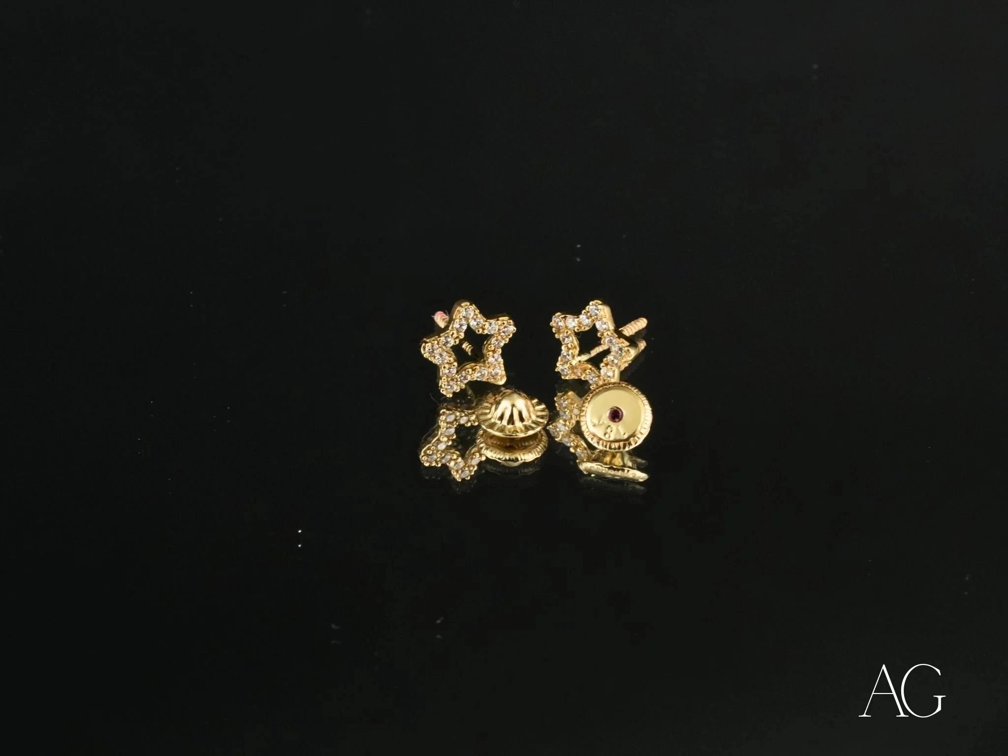 18K Gold Star Celestial Sparkle CZ Stud Earrings with Screw Backs - Perfect for Evening Parties, Weddings & Special Occasions