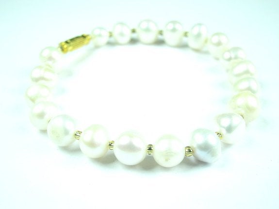 Elegant Women's Stretch Bracelet with Faux Pearls - Handmade Adjustable Wristband for Casual & Formal Occasions | Perfect for Office, Parties, Weddings & Everyday Wear