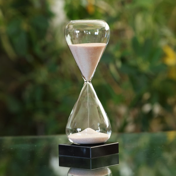 60 Minute Freestanding Triangle Sand Timer - Hourglass for Kitchen, Classroom, Board Games & Productivity Time Management