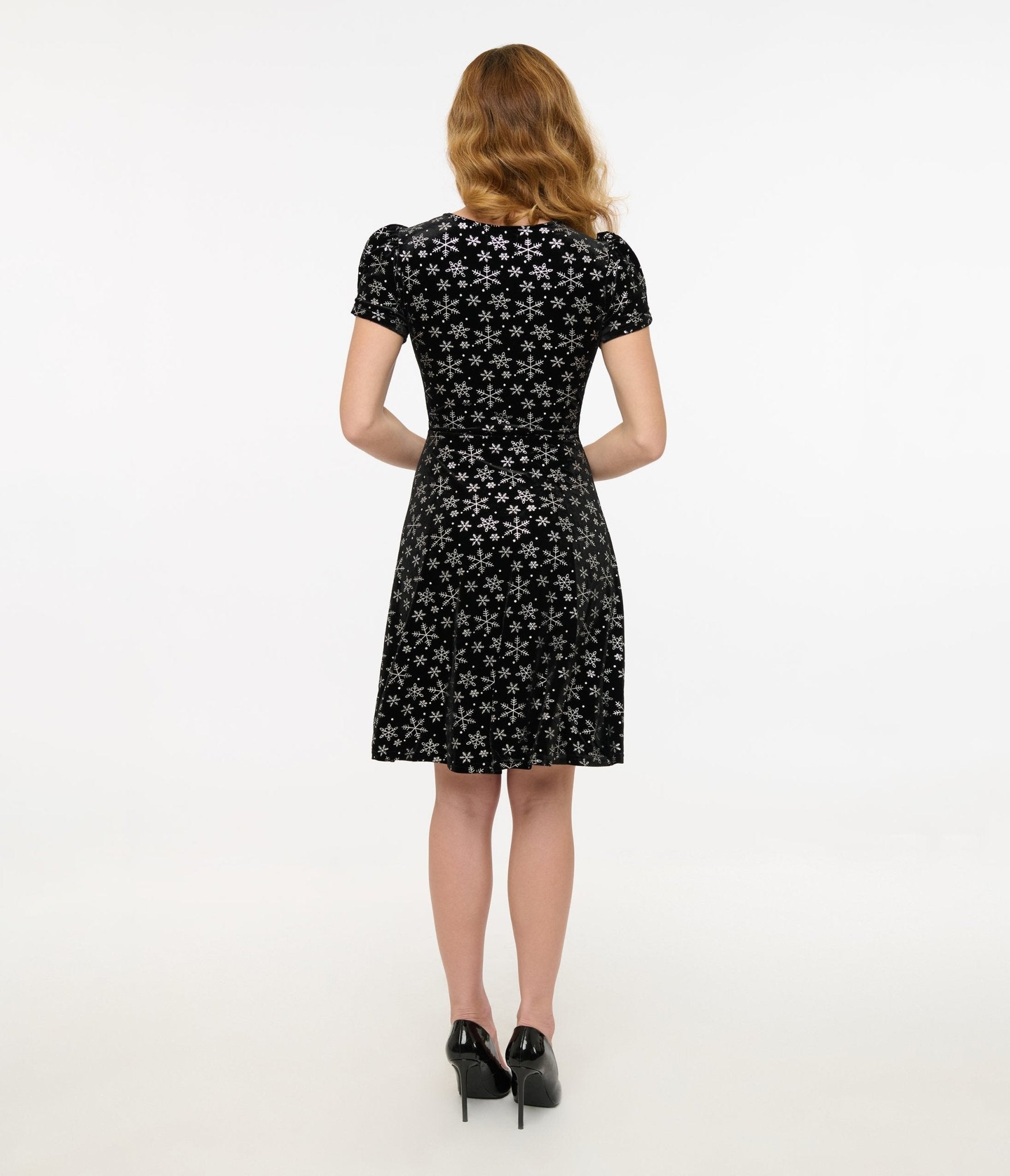 Vintage 1950s Hell Bunny Black & Silver Metallic Snowflake Velvet Fit & Flare Dress - Perfect for Christmas Parties, Holiday Events & Retro Pinup Fashion