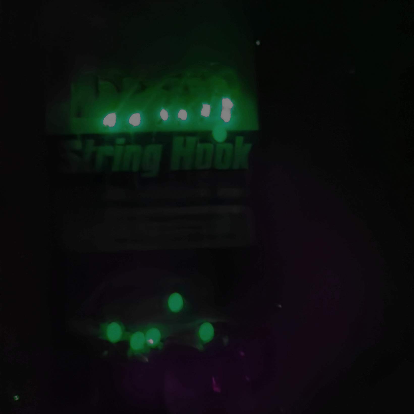 20 Pack Glow in the Dark Saltwater & Freshwater Fishing Bait Rigs with Fish Skin & Feather Hooks - Perfect for Night Fishing and Deep Sea Angling