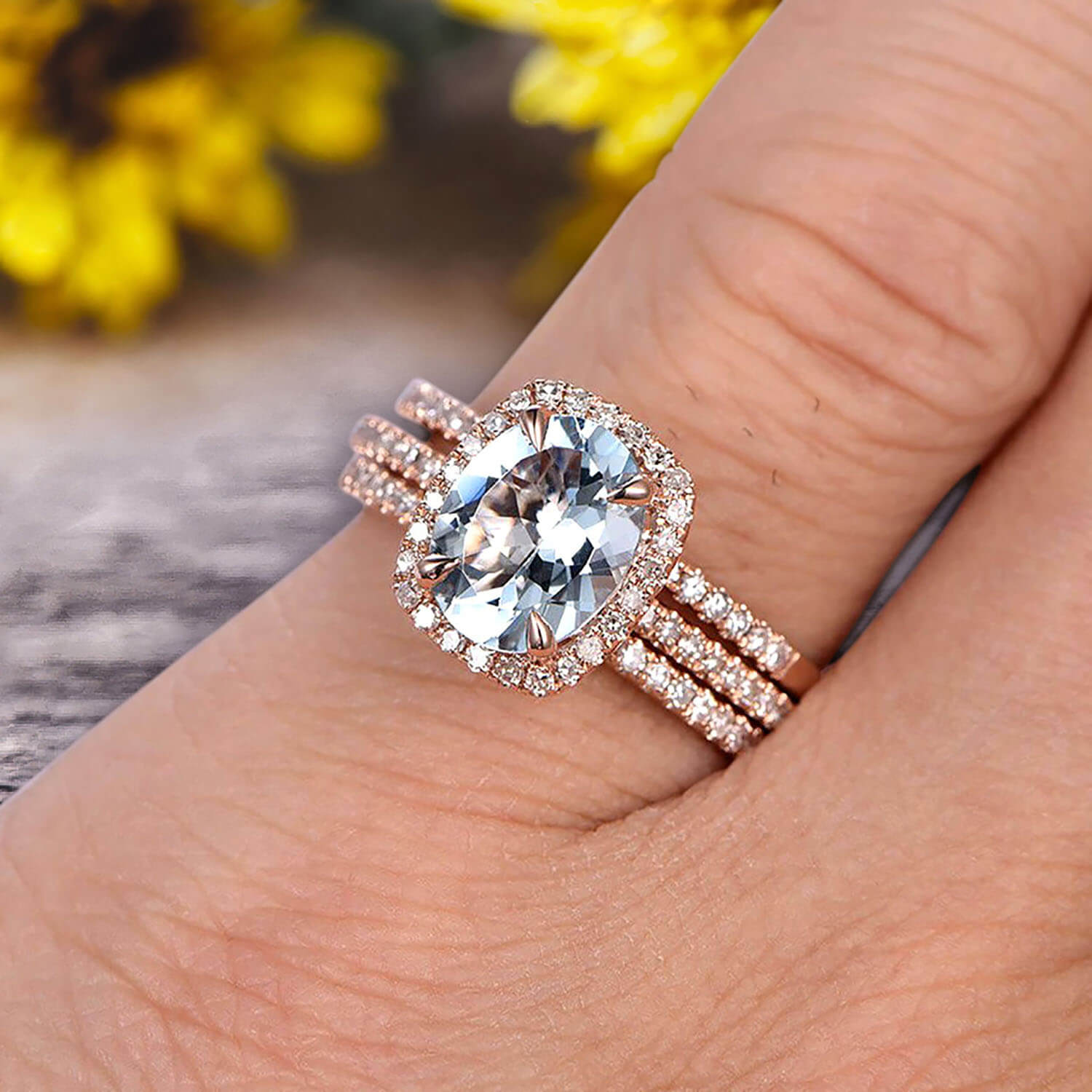 2 Carat Oval Cut Aquamarine & Moissanite Diamond Engagement Ring Set in 10K Rose Gold with Matching Wedding Band - Perfect for Proposals, Anniversaries and Bridal Jewelry