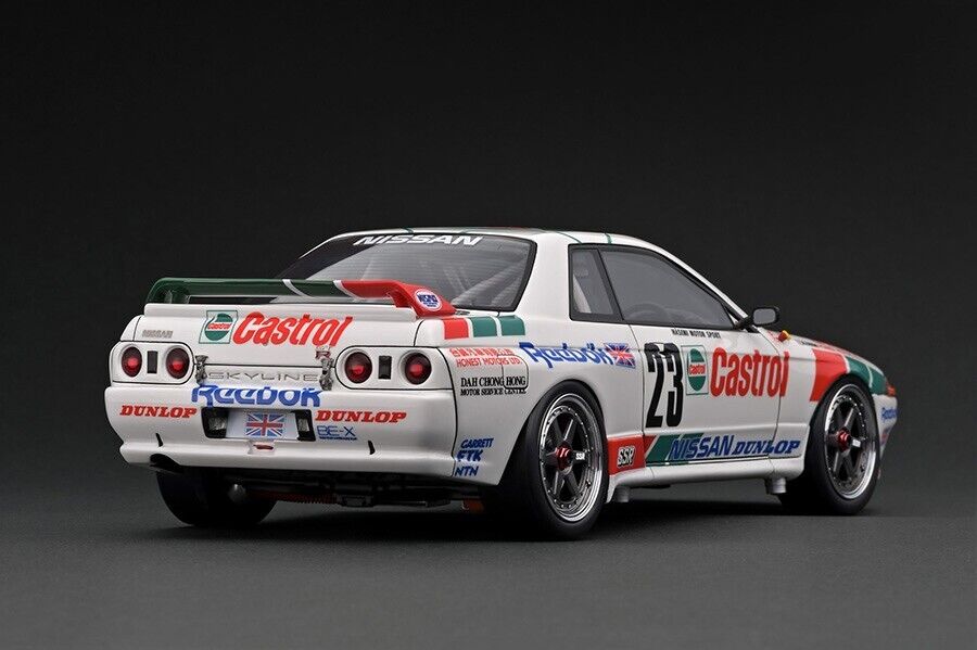1:18 Scale Nissan Skyline GT-R (BNR32) Castrol #23 1990 Macau GP Diecast Model Car with Detailed Engine - Perfect for Collectors, Racing Fans & Display Showcase