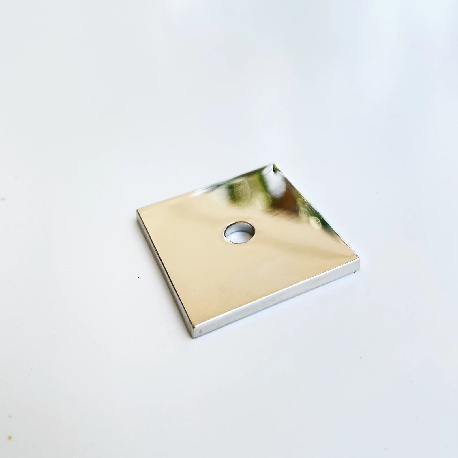 Polished Nickel Backplate 1 1/8