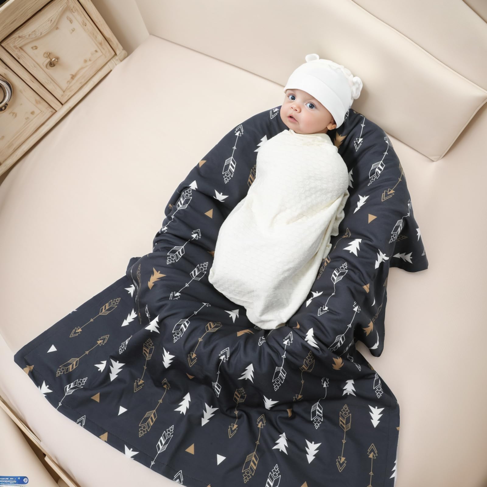 Galabloomer Soft Baby Blankets for Boys & Girls - Unisex Nursery Bed Blankets for Newborns & Infants - Arrow Design - Perfect for Crib, Stroller, Swaddle & Gift Giving