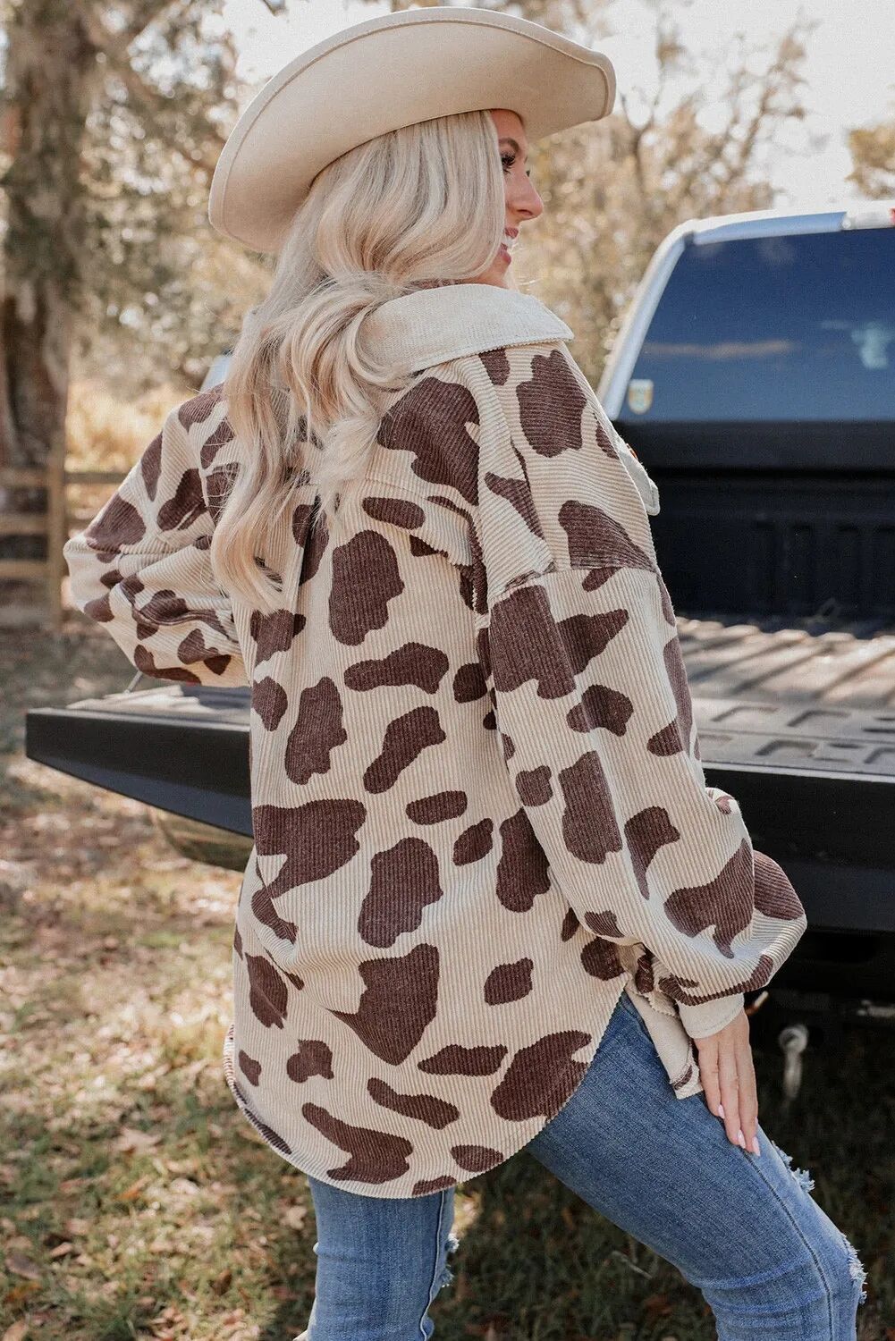 Stylish Leopard Print Single-Breasted Corduroy Jacket for Women - Trendy Fall & Winter Fashion Outerwear for Casual Outings and Date Nights