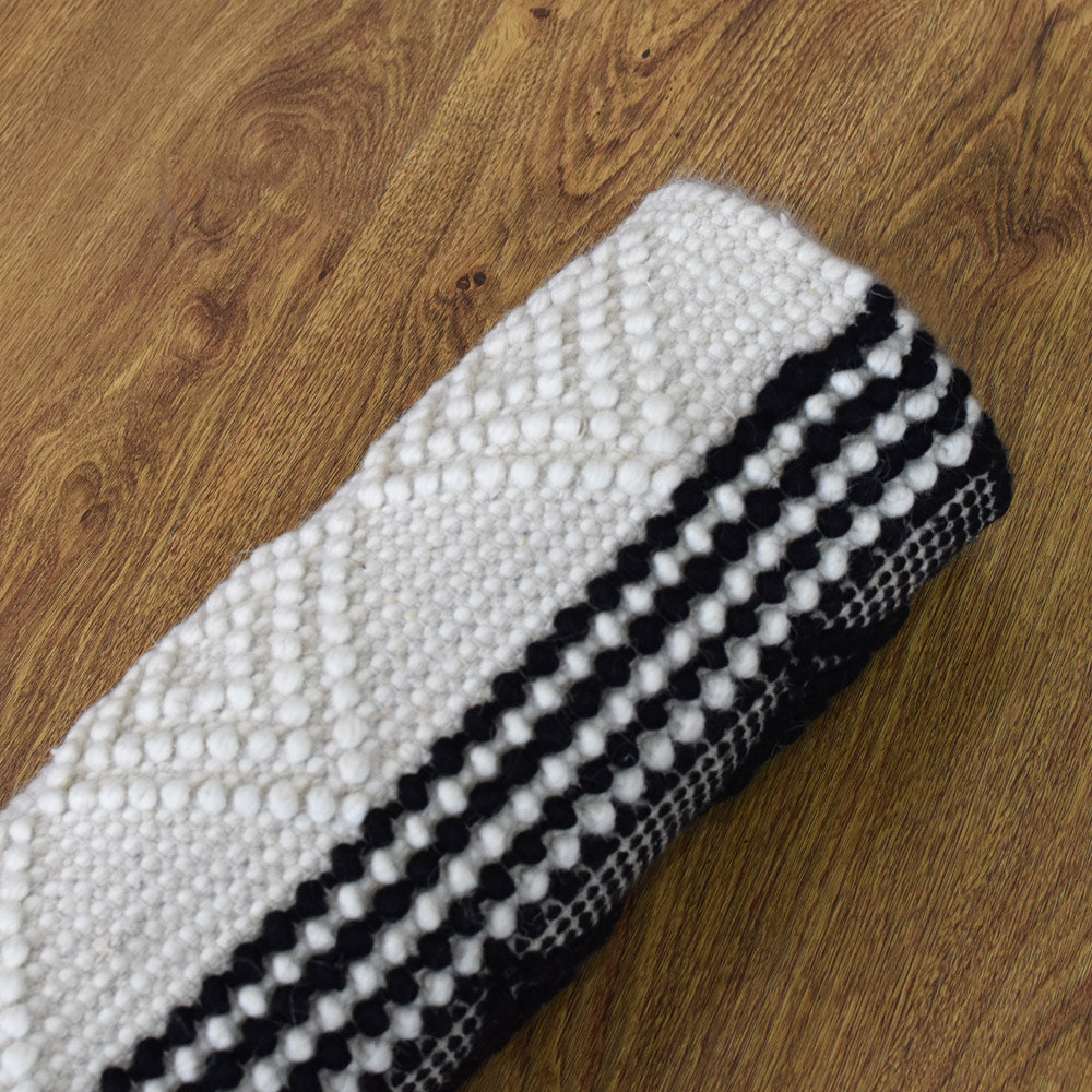 Hand Woven Industrial Rug - Durable & Stylish Floor Covering for Home, Office, and Commercial Spaces