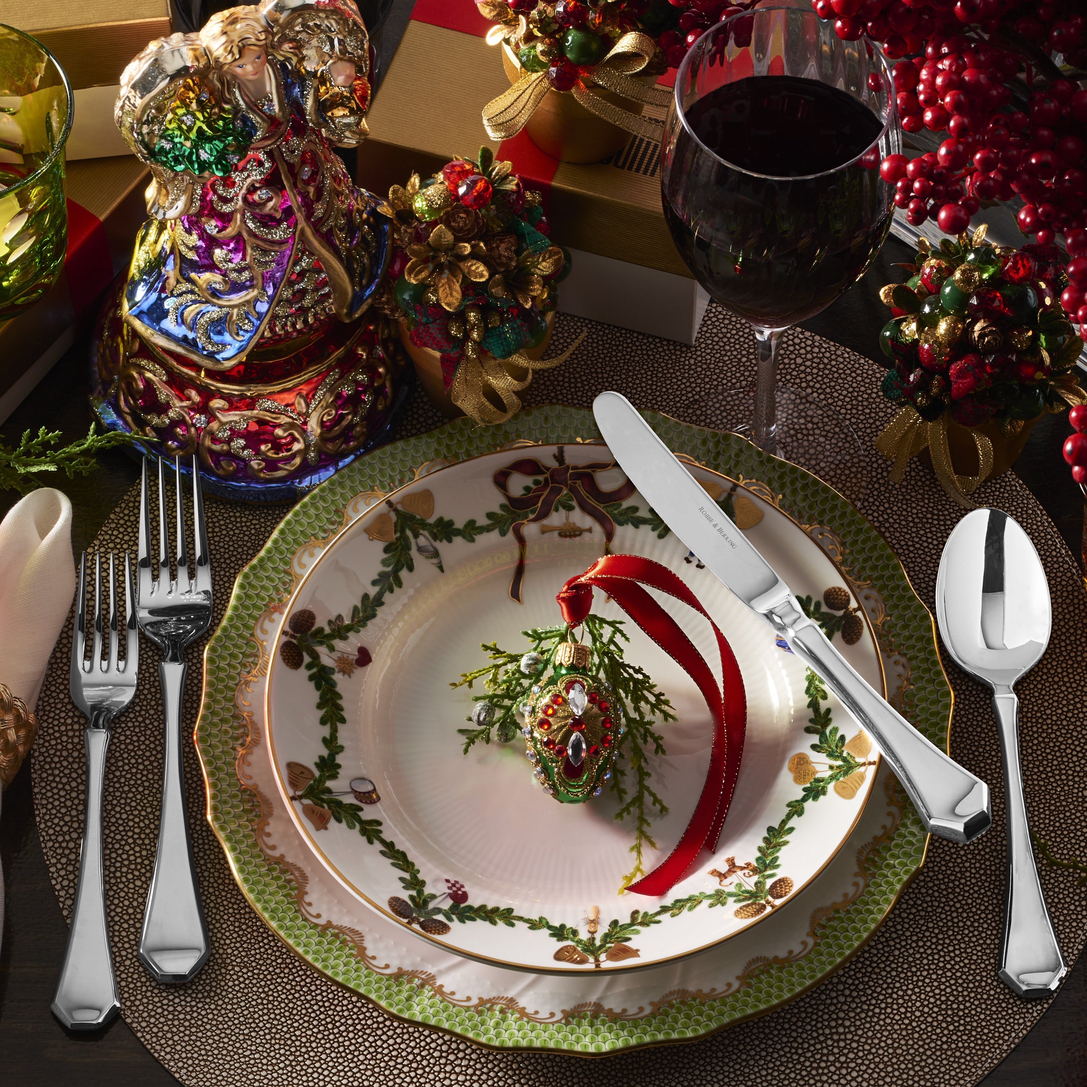 Premium Fish Scale Design Ceramic Dinner Plate Set - Elegant & Durable Dishware for Fine Dining, Restaurants, and Home Entertaining