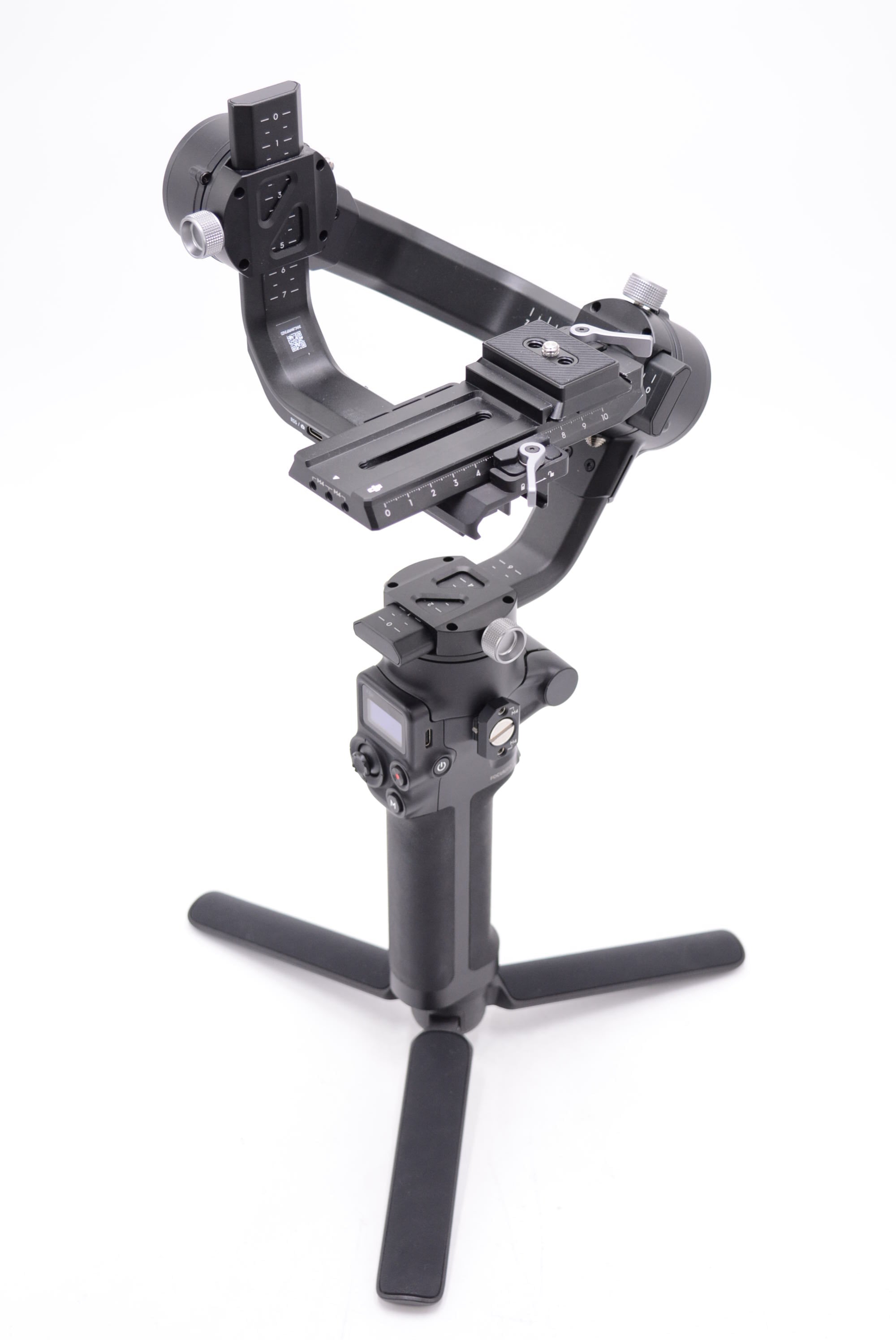 DJI Ronin SC2 Camera Gimbal Stabilizer for Mirrorless Cameras - 3-Axis Handheld Stabilizer with Foldable Design, Lightweight & Portable - Perfect for Vlogging, Filmmaking, and Travel Photography