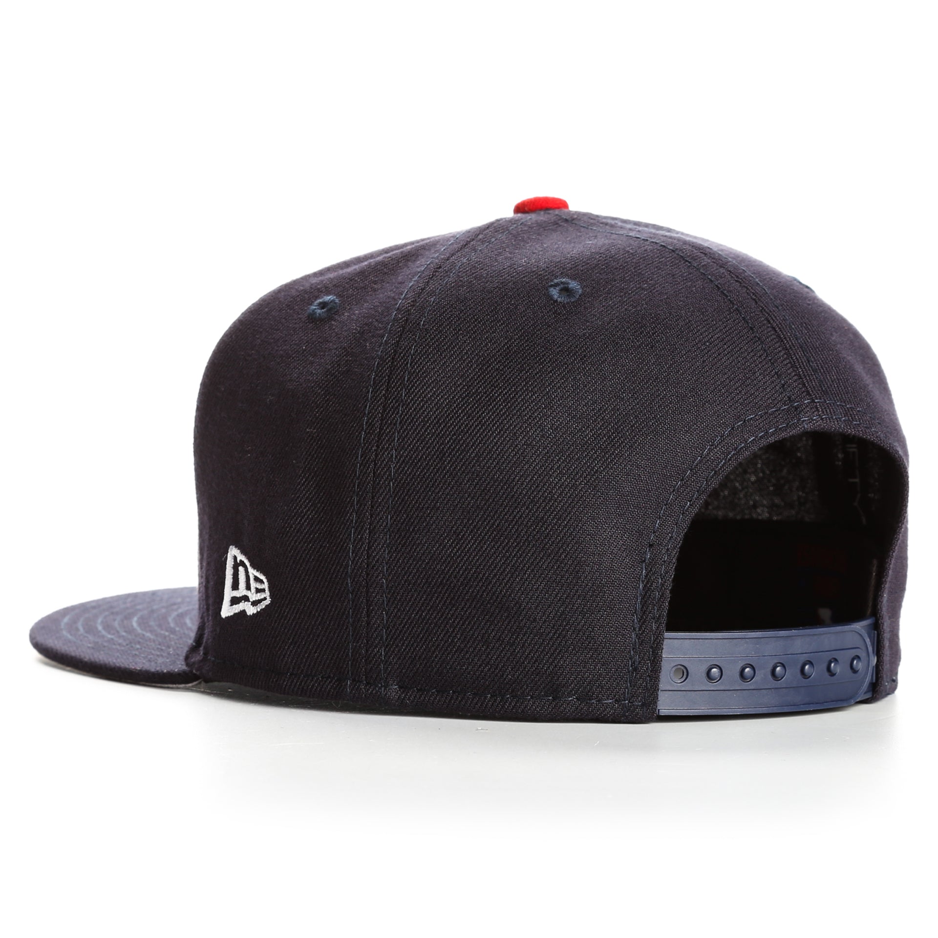 New Era 9Fifty Baycik Snapback Minnesota Twins Black Baseball Cap - Stylish Adjustable Hat for Sports Fans, Streetwear & Casual Outfits
