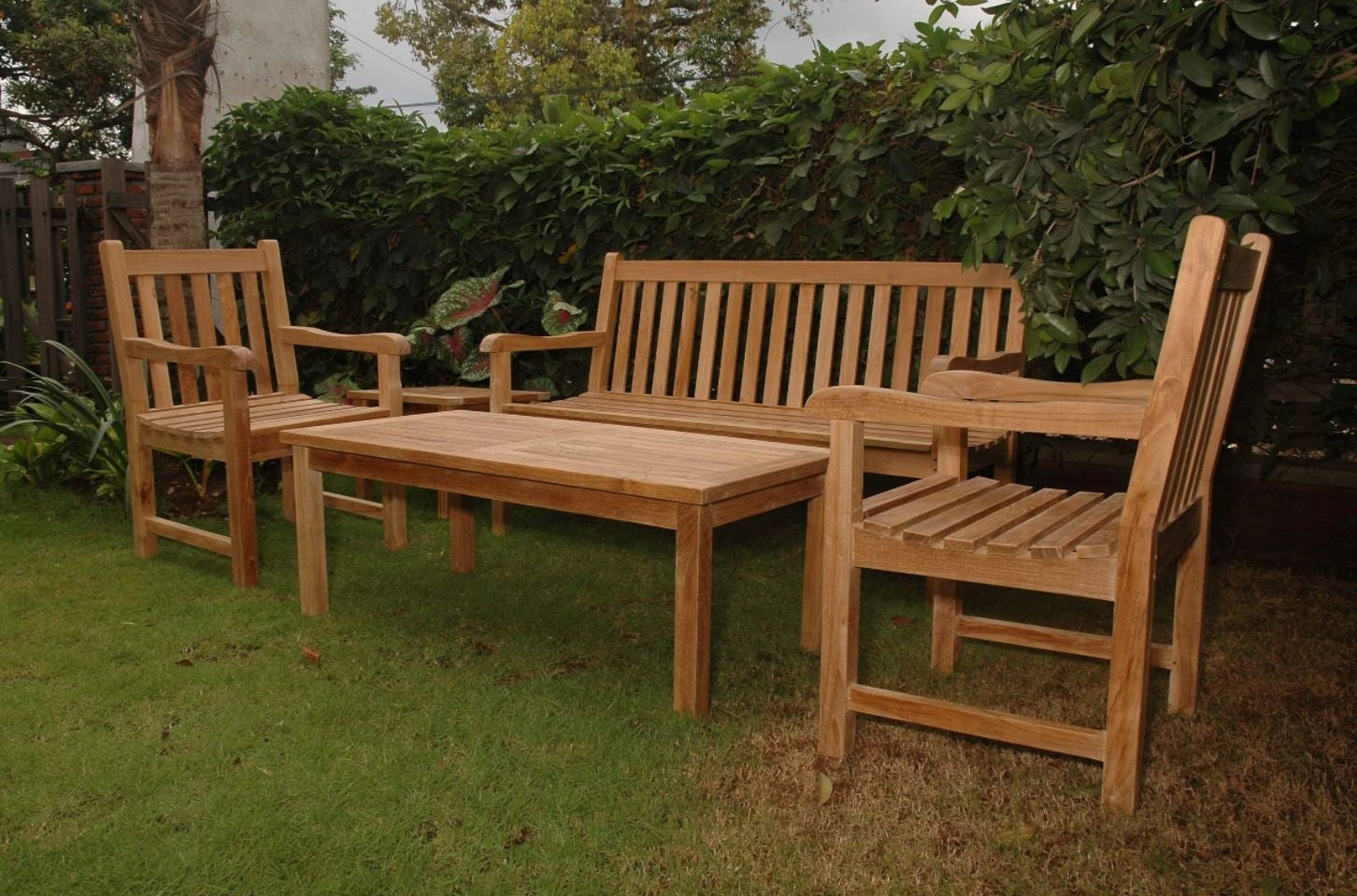Anderson Teak Classic 3-Seater 5-Piece Outdoor Patio Conversation Set - Perfect for Garden, Backyard, and Poolside Relaxation