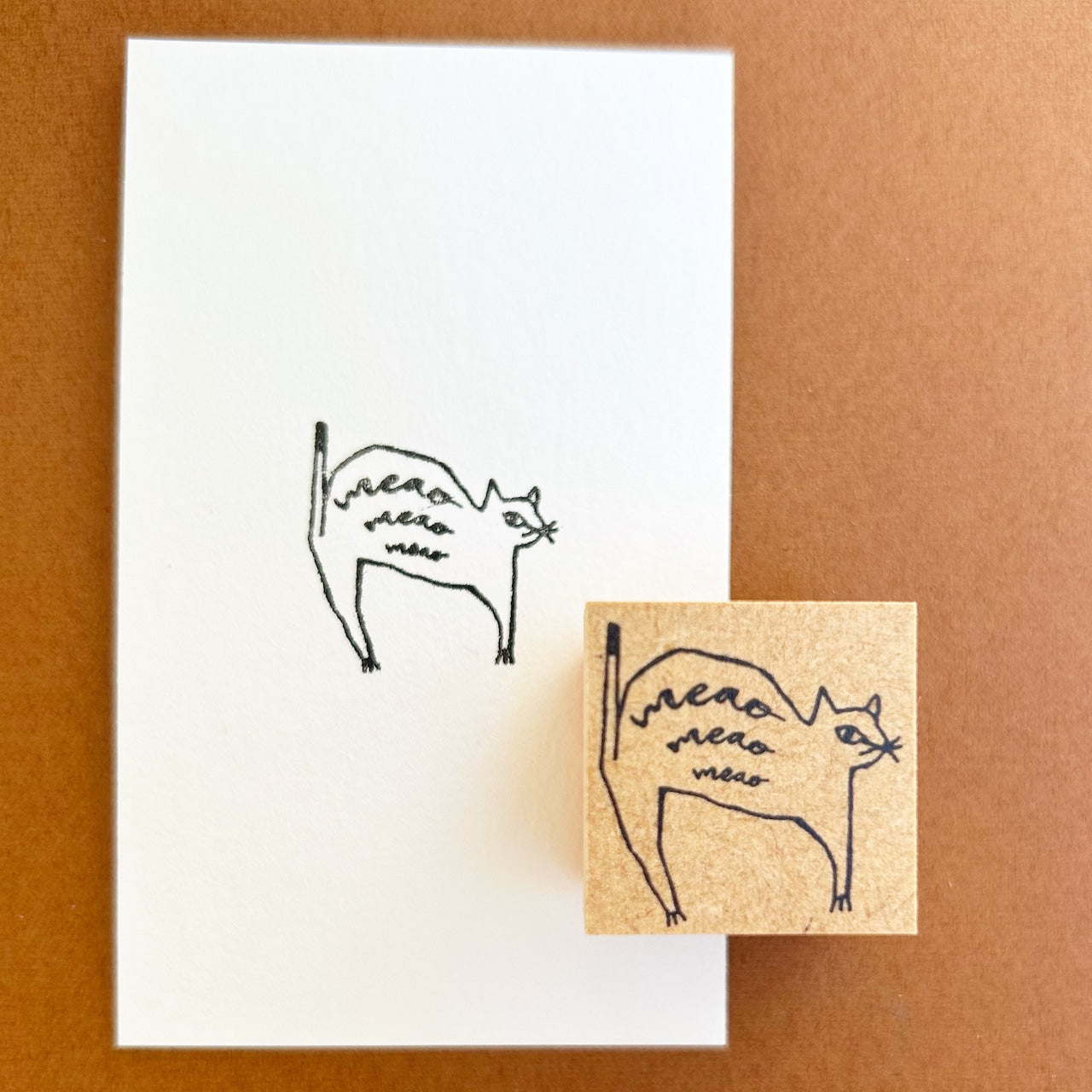 Kinotorico Wooden Rubber Stamp - White Cat Design for DIY Crafts, Scrapbooking & Card Making | Handmade Stamping Tool for Artists & Crafters