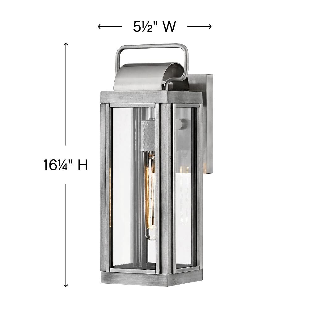 Traditional Coastal Style Small Outdoor Wall Lantern - 5.5