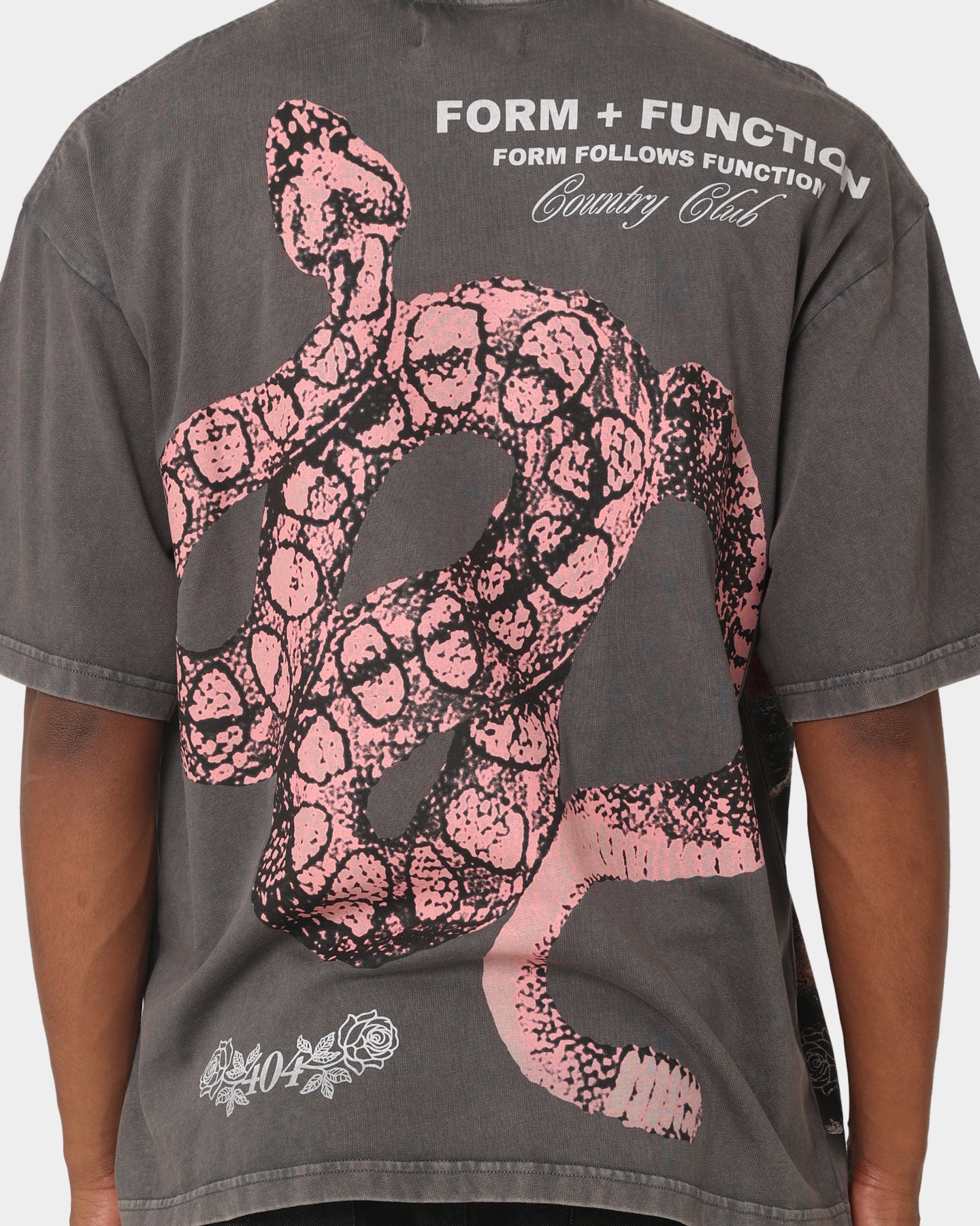 404 Wild West Vintage Graphic T-Shirt for Men - Charcoal Grey Cotton Tee - Western Cowboy Style Shirt for Casual Wear & Costume Parties