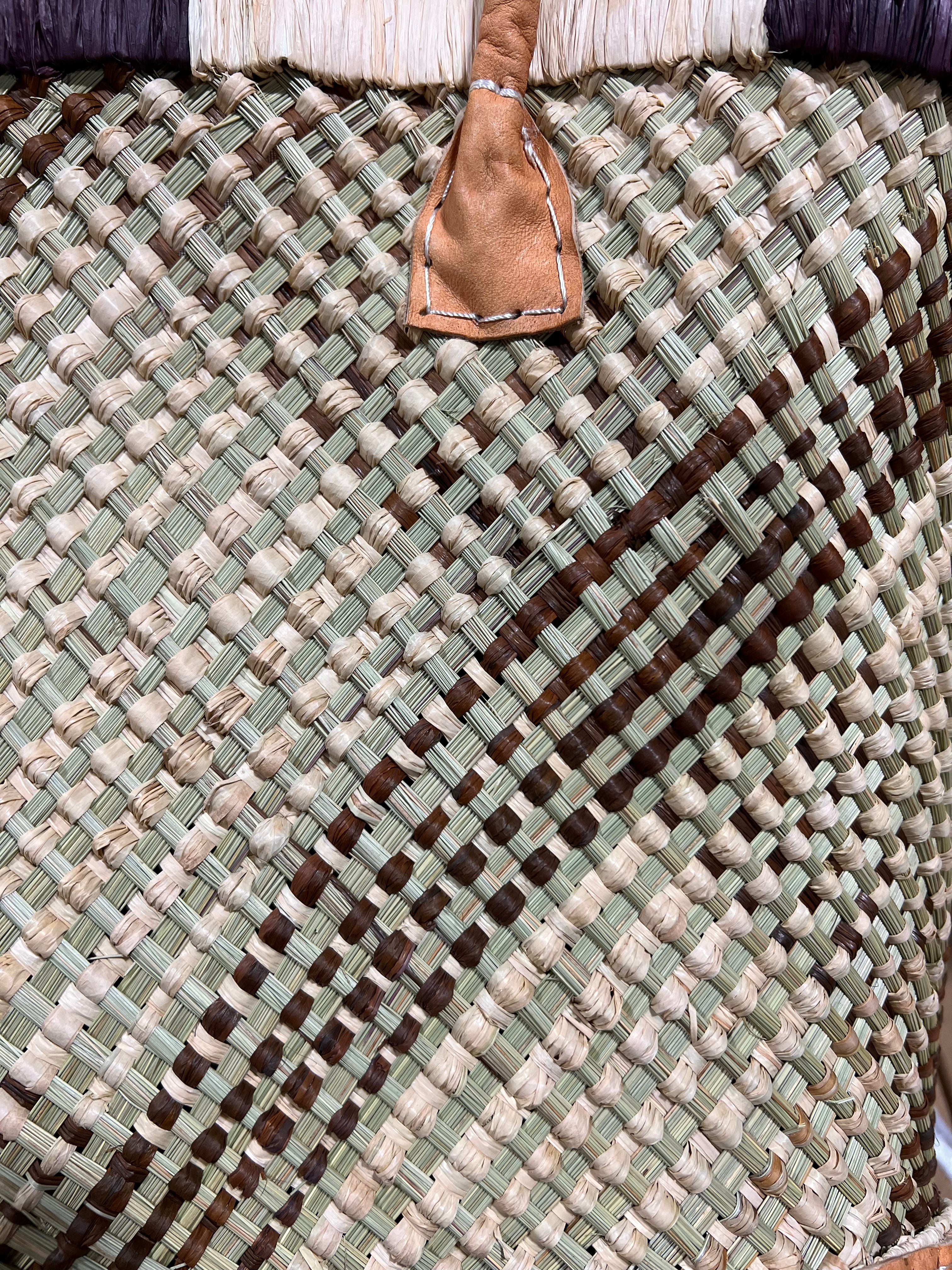 Premium Brown Rattan Basket - Handwoven Storage Organizer for Home Decor, Laundry, Toys & More | Eco-Friendly & Stylish