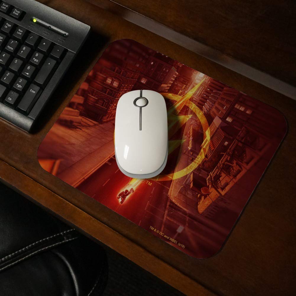 The Flash TV Series Lightning Streak Low Profile Thin Gaming Mouse Pad - Perfect for PC, Laptop & Office Work - Smooth Surface for Accurate Mouse Control