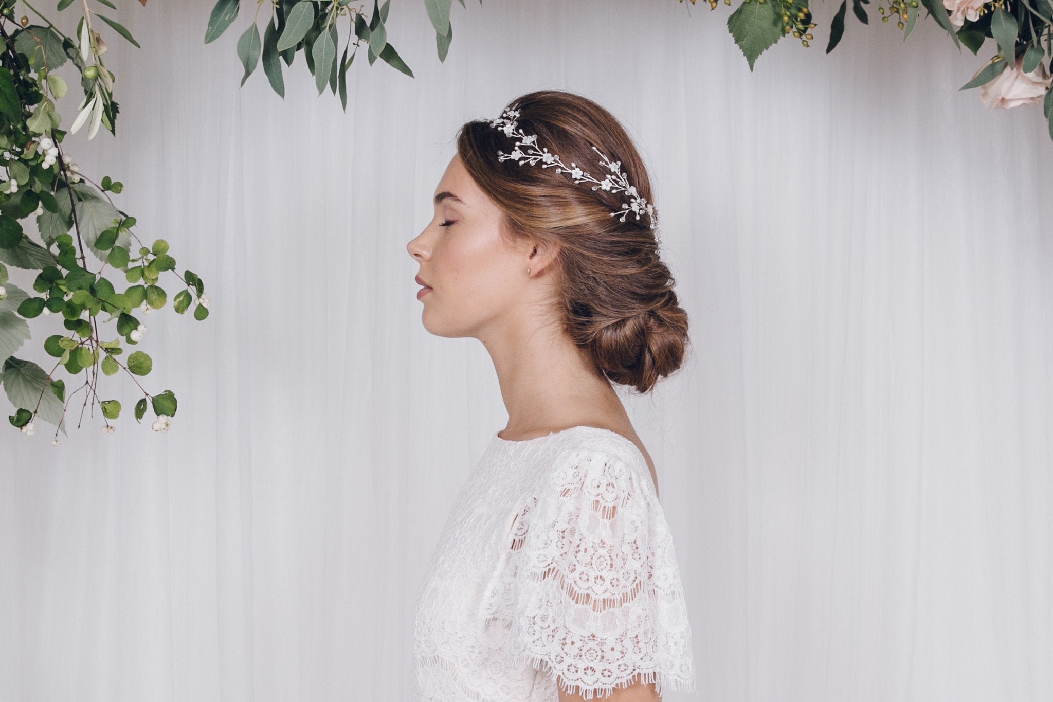 Cornelia Delicate Floral Wedding Halo Headpiece - Elegant Bridal Hair Crown for Weddings, Prom, Photo Shoots & Special Occasions