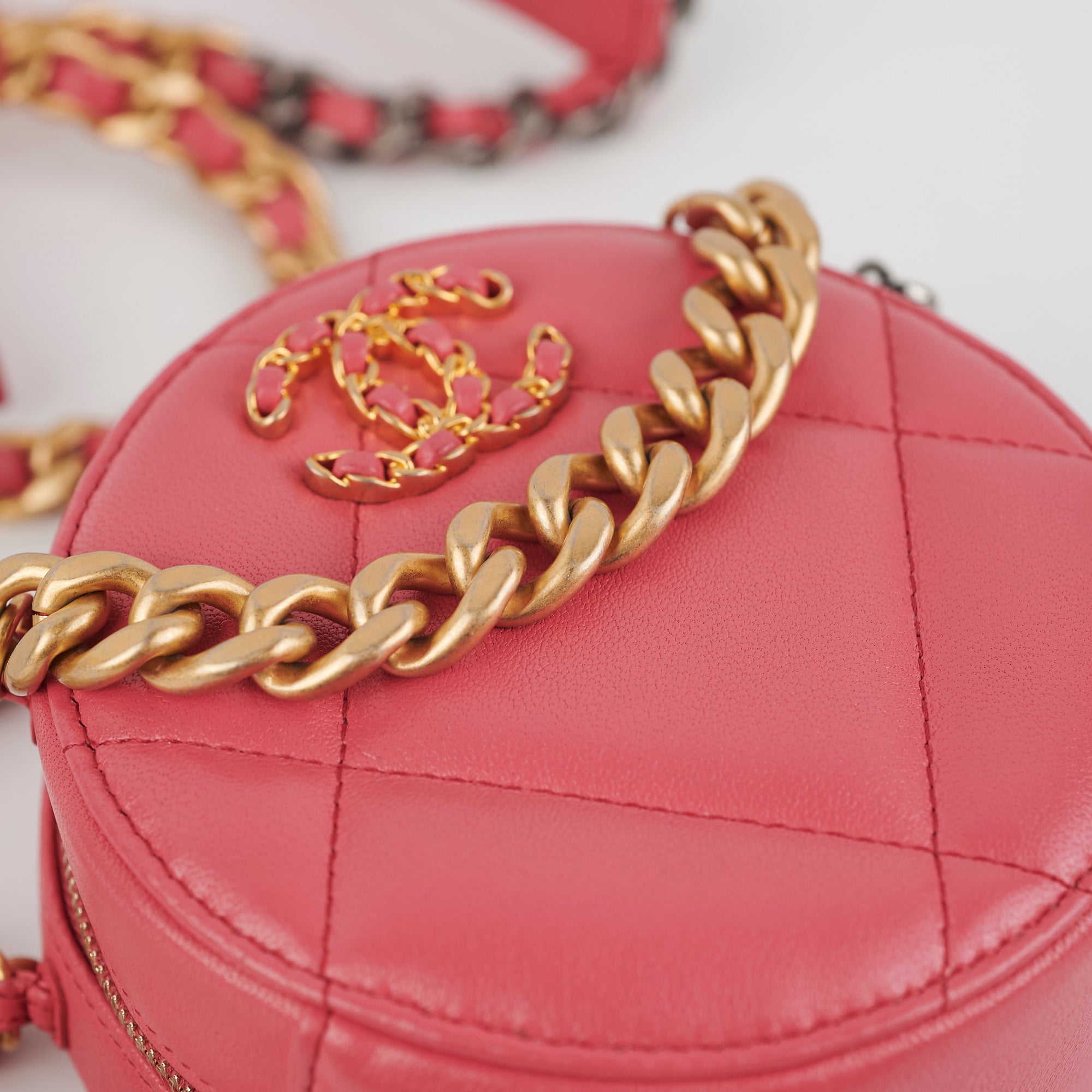 Chanel 19 Lambskin Leather Round Shoulder Bag in Pink | Luxury Designer Handbag for Women | Perfect for Date Night, Parties & Everyday Use