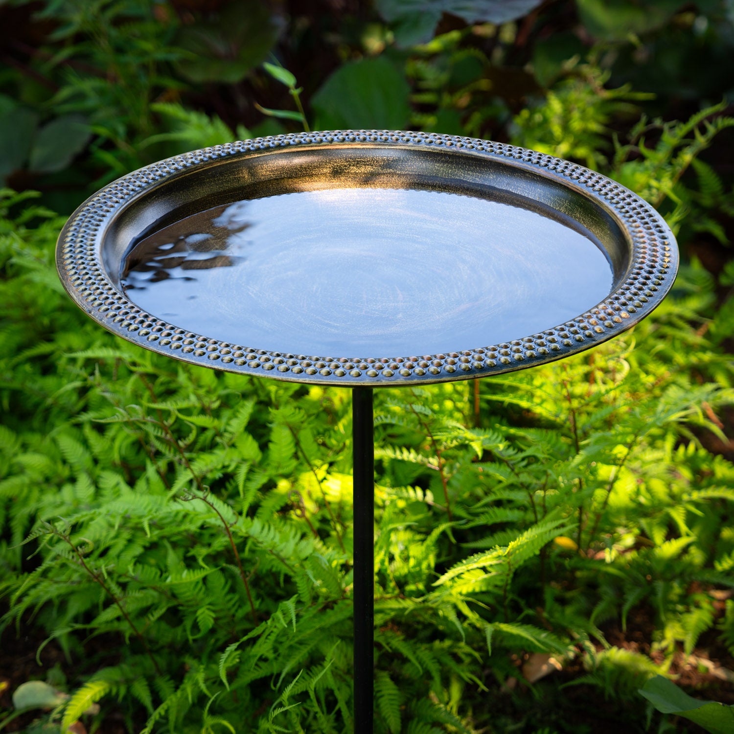 18-Inch Beaded Copper Birdbath with Garden Pole - Elegant Outdoor Bird Feeder for Garden, Patio, and Backyard Decor