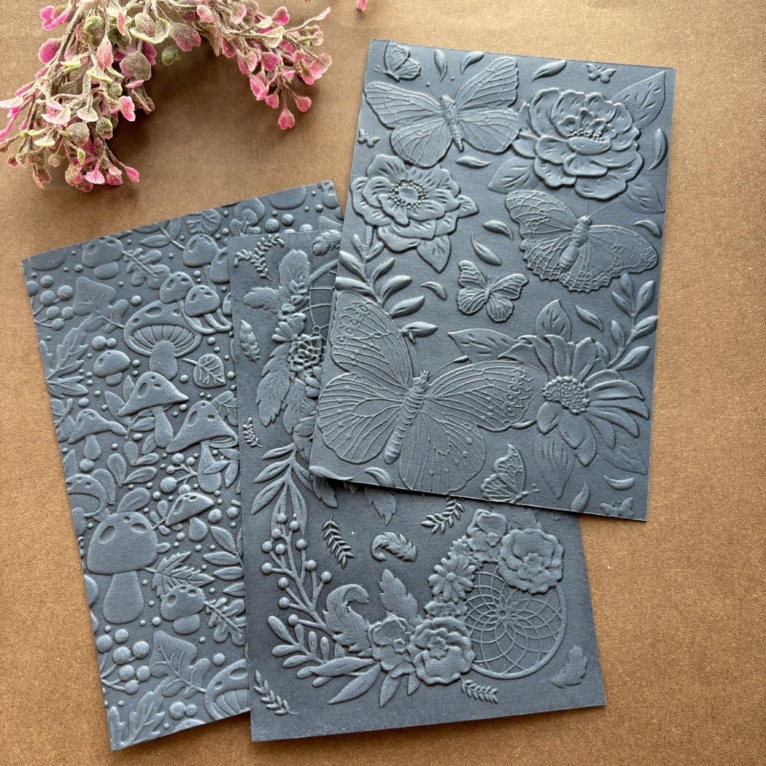 3D Butterflies Flowers Mushrooms Plastic Embossing Folders for Card Making - DIY Scrapbooking Stencil Templates for Photo Albums, Greeting Cards & Paper Crafts - Perfect for Wedding Invitations, Birthday Cards & Home Decor