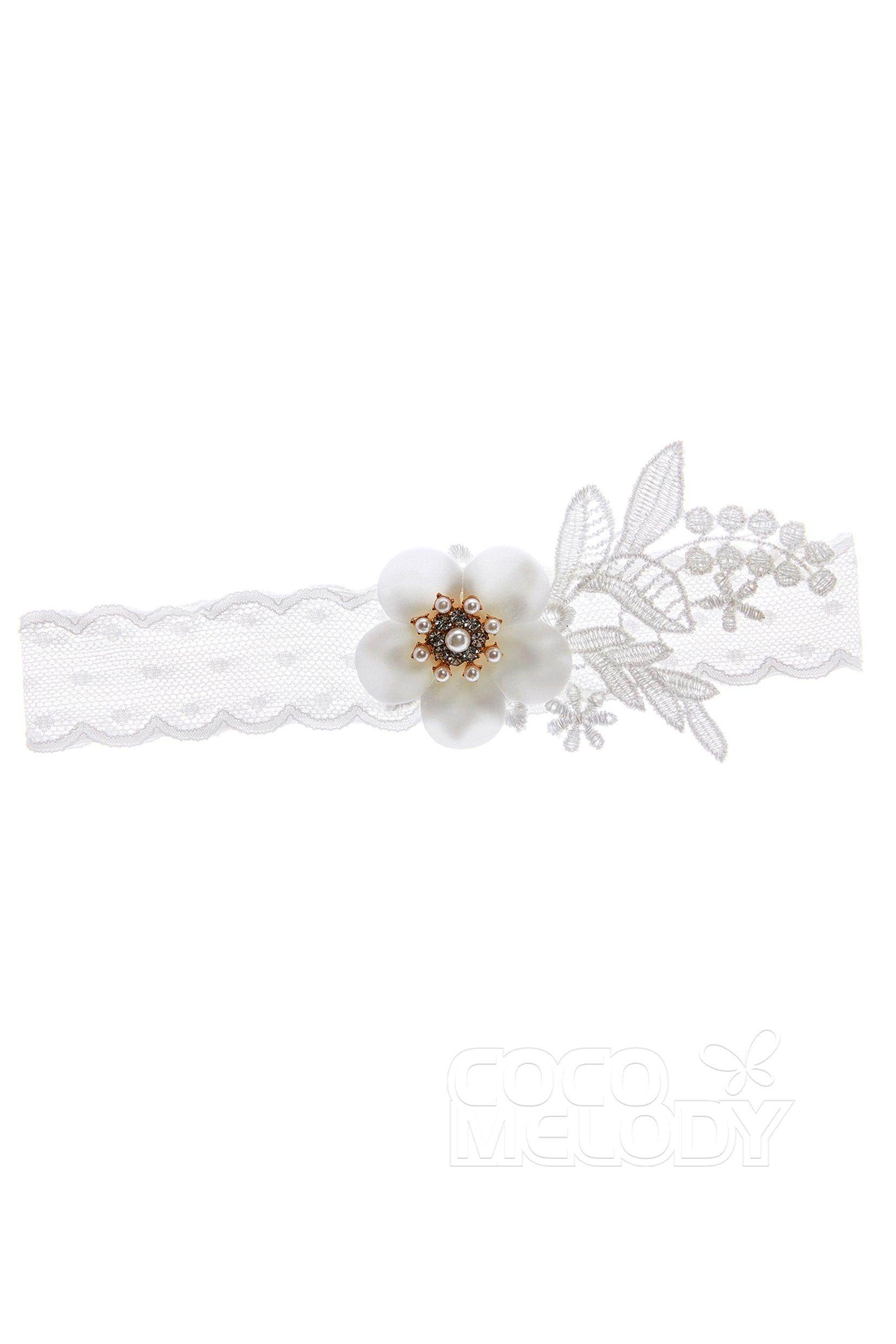 Elegant Lace Wedding Garter with Floral Design & Pearl Accents - Perfect for Bridal Bouquet Toss, Something Blue Tradition, and Romantic Wedding Photography (CZ0189)