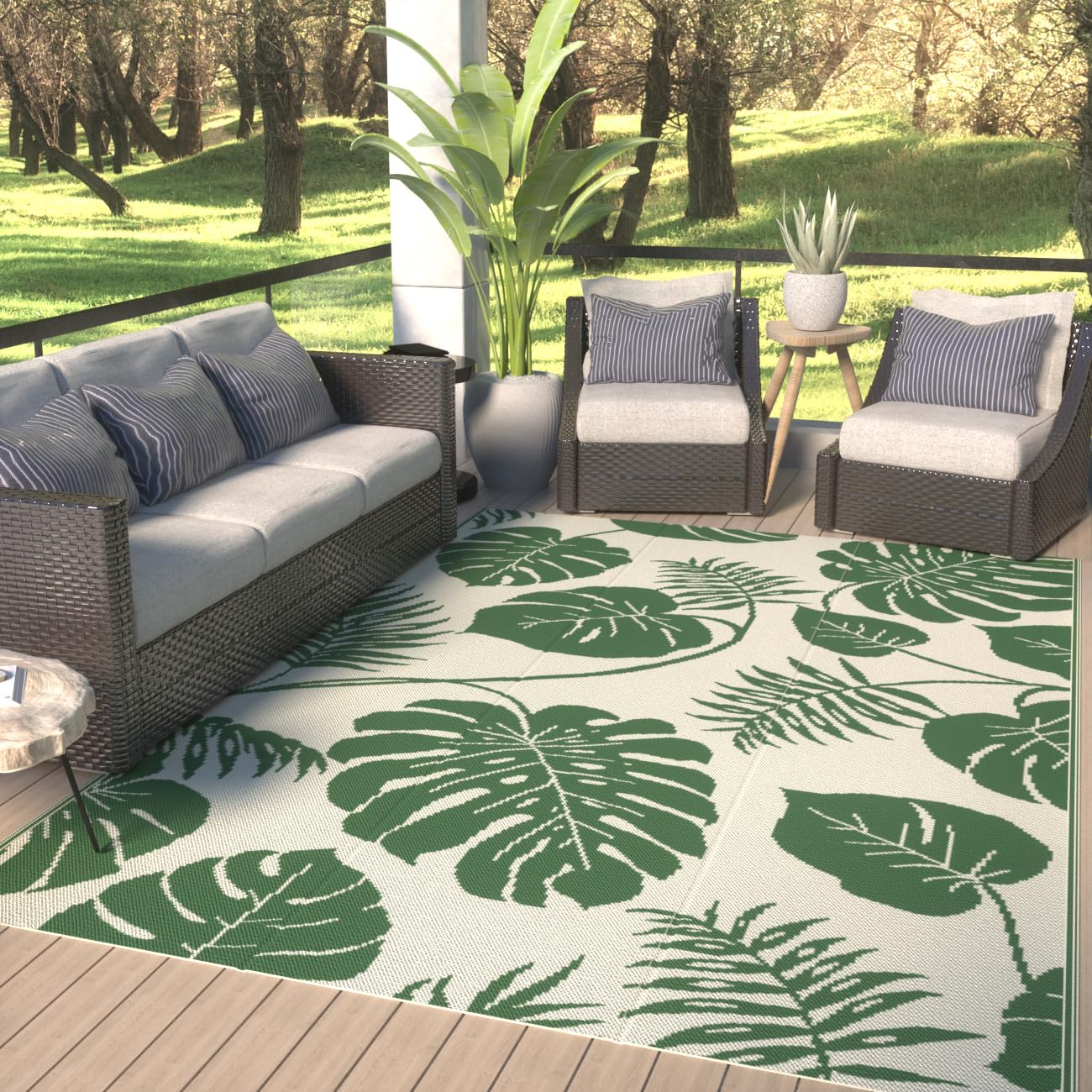 Reversible Plastic Outdoor Rug - Lightweight, Portable & Modern - Perfect for Patio, RV, Backyard, Deck, Picnic & Beach - Easy to Clean & Durable - 4x6 Feet, Green