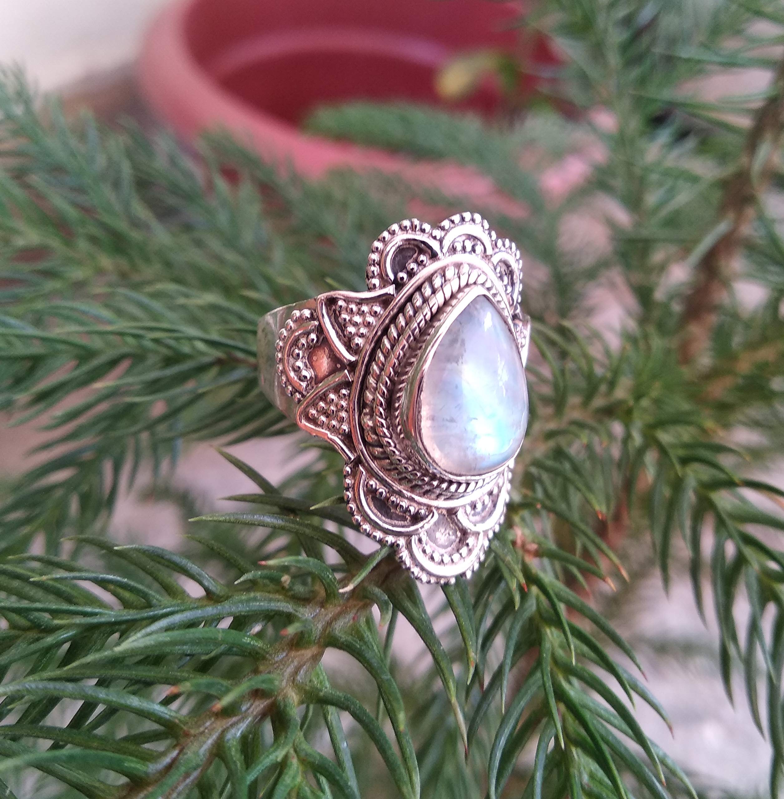 Moonstone Ring for Women - 925 Sterling Silver June Birthstone Jewelry | Healing, Meditation, Wedding, Engagement, Promise Ring | Perfect Mother's Day, Gothic & Classic Gift for Girls - Ideal for Spiritual Practices, Romantic Occasions & Everyday Wear