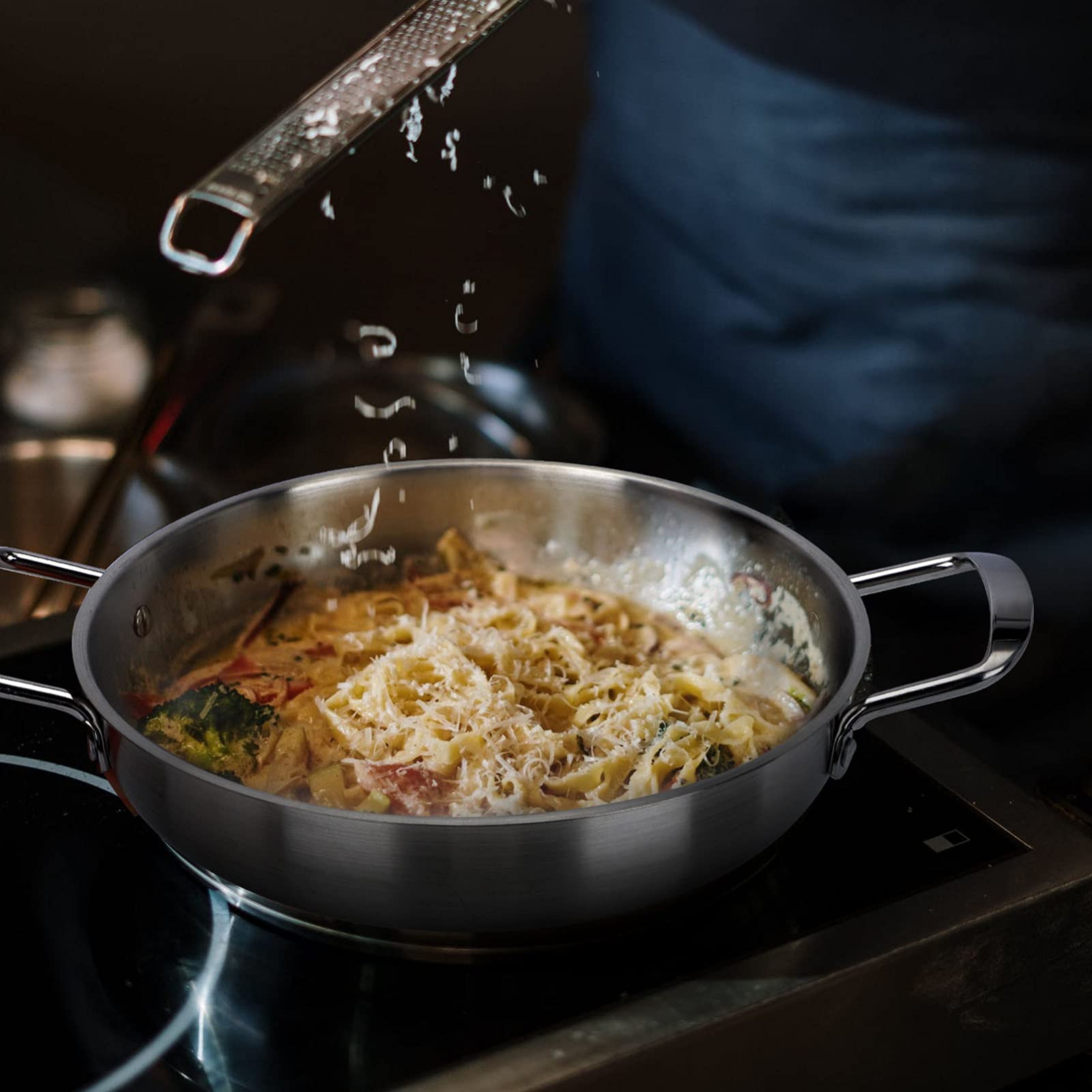 **Cabilock 1-Piece Binaural Instant Noodle Pot - Korean Cooking Noodle Pot, Pasta Pot, Metal Stock Pot with Lid - Oven Safe, Flat Frying Pan, Two Handles - Stainless Steel Soup Pot & Hot Pot for Home & Camping Cooking**