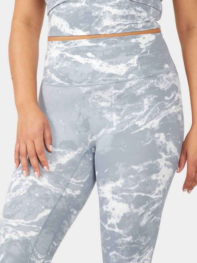 Manduka Evolve Women's Yoga Leggings - High Waisted Workout Pants for Pilates, Gym & Running - Moisture Wicking & Stretchy Activewear
