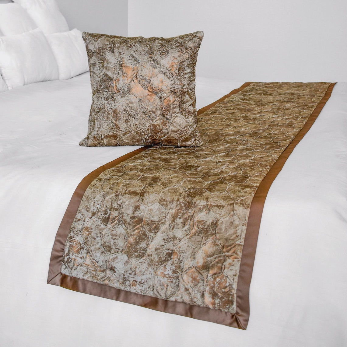 Aranka Jacquard Copper Decorative Bed Runner and Pillow Cover Set - Luxury Bedding Accents for Master Bedroom, Guest Room & Home Decor