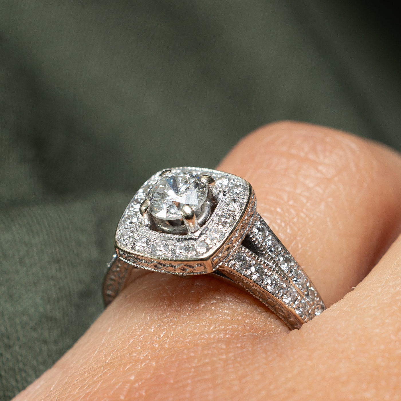 14K White Gold Diamond Halo Engagement Ring - 0.46ct Center Stone & 0.64ctw Total Weight - Size 5.25 - Perfect for Proposals, Anniversaries & Bridal Jewelry