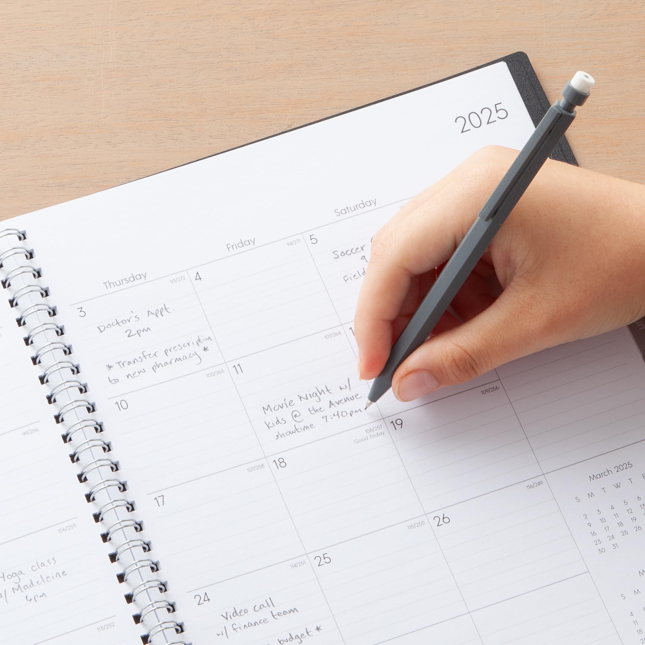 Blue Sky 2025 Monthly Planner Calendar - January to December 2025, 8