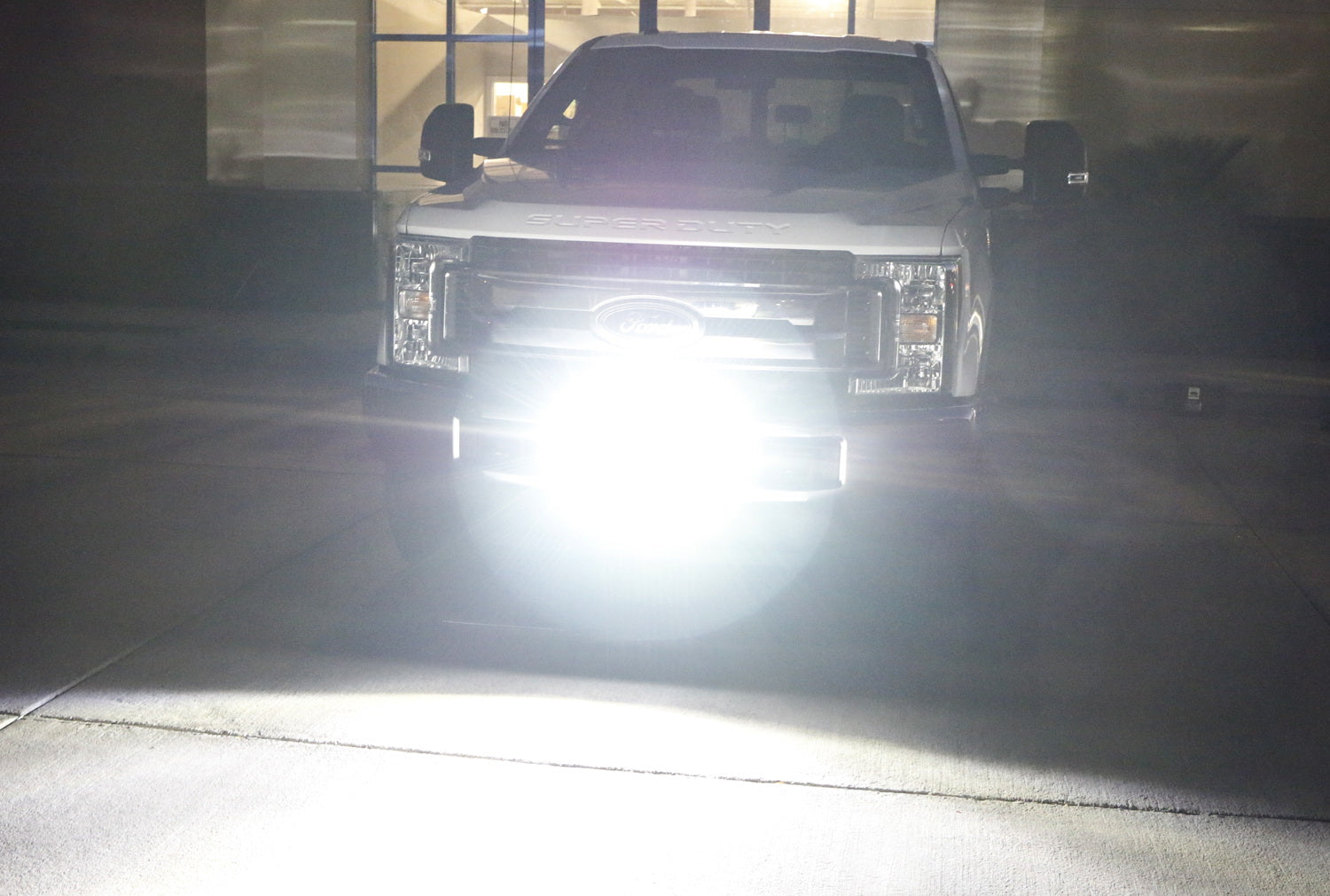 50W CREE LED Light Bar with License Plate Mount Bracket & Wiring Kit - Universal Fit for Trucks, SUVs, Jeeps - Perfect for Off-Roading, Camping & Night Driving