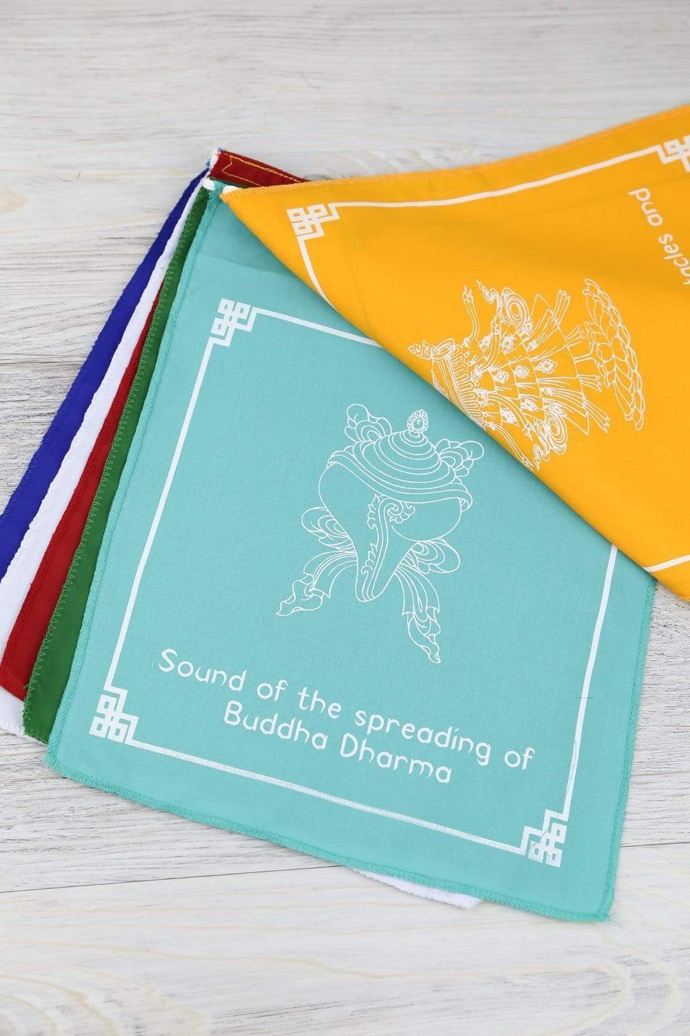 8 Auspicious Symbols Prayer Flags - Buddhist Prayer Flags for Home, Garden & Meditation - Bring Peace, Harmony & Good Luck - Perfect for Yoga Studios, Temples & Outdoor Decor