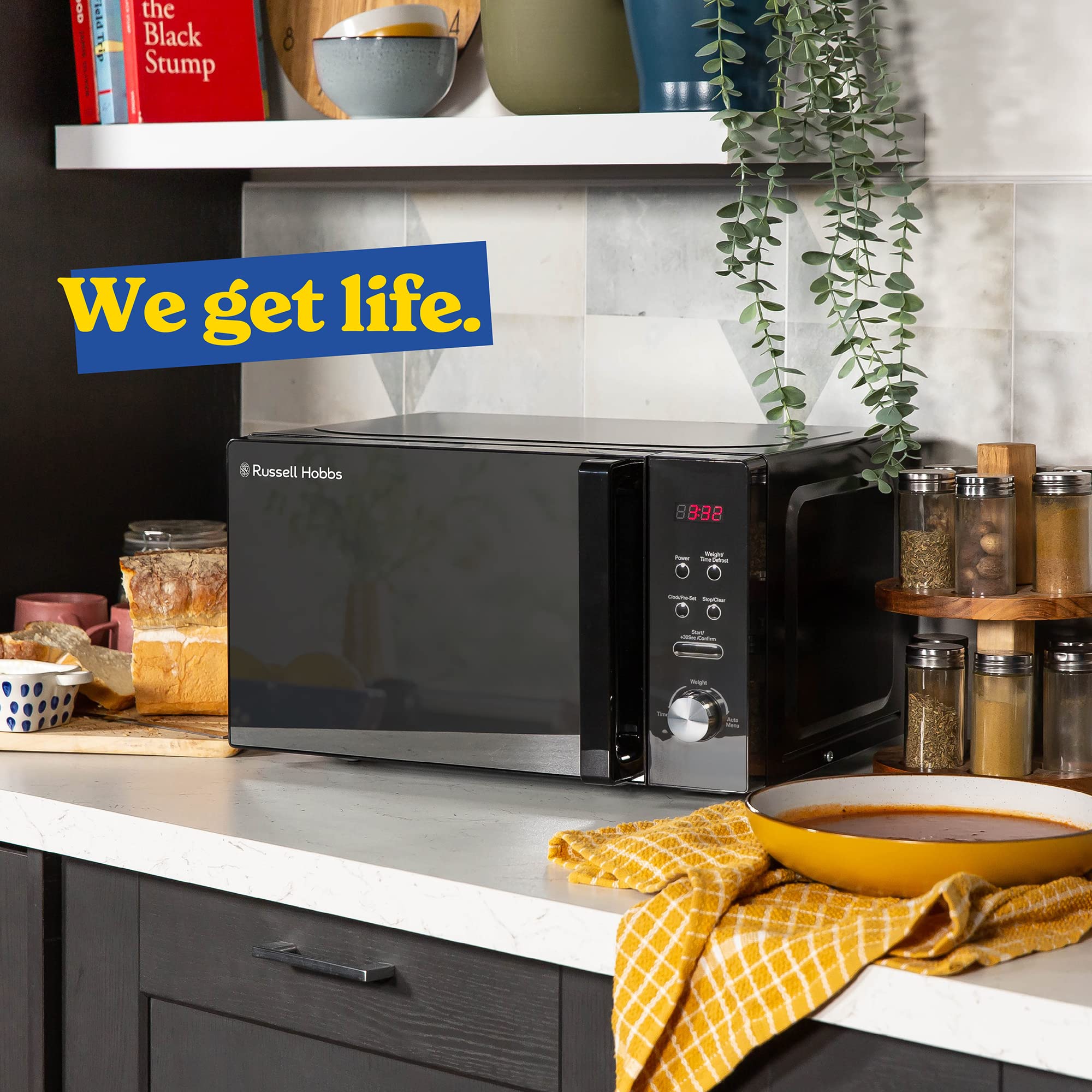 Russell Hobbs RHM2076B 20L 800W Black Digital Microwave Oven - 5 Power Levels, Auto Defrost, 8 Auto Cook Menus, Clock & Timer, Easy Clean - Perfect for Small Kitchens, Dorms & Offices