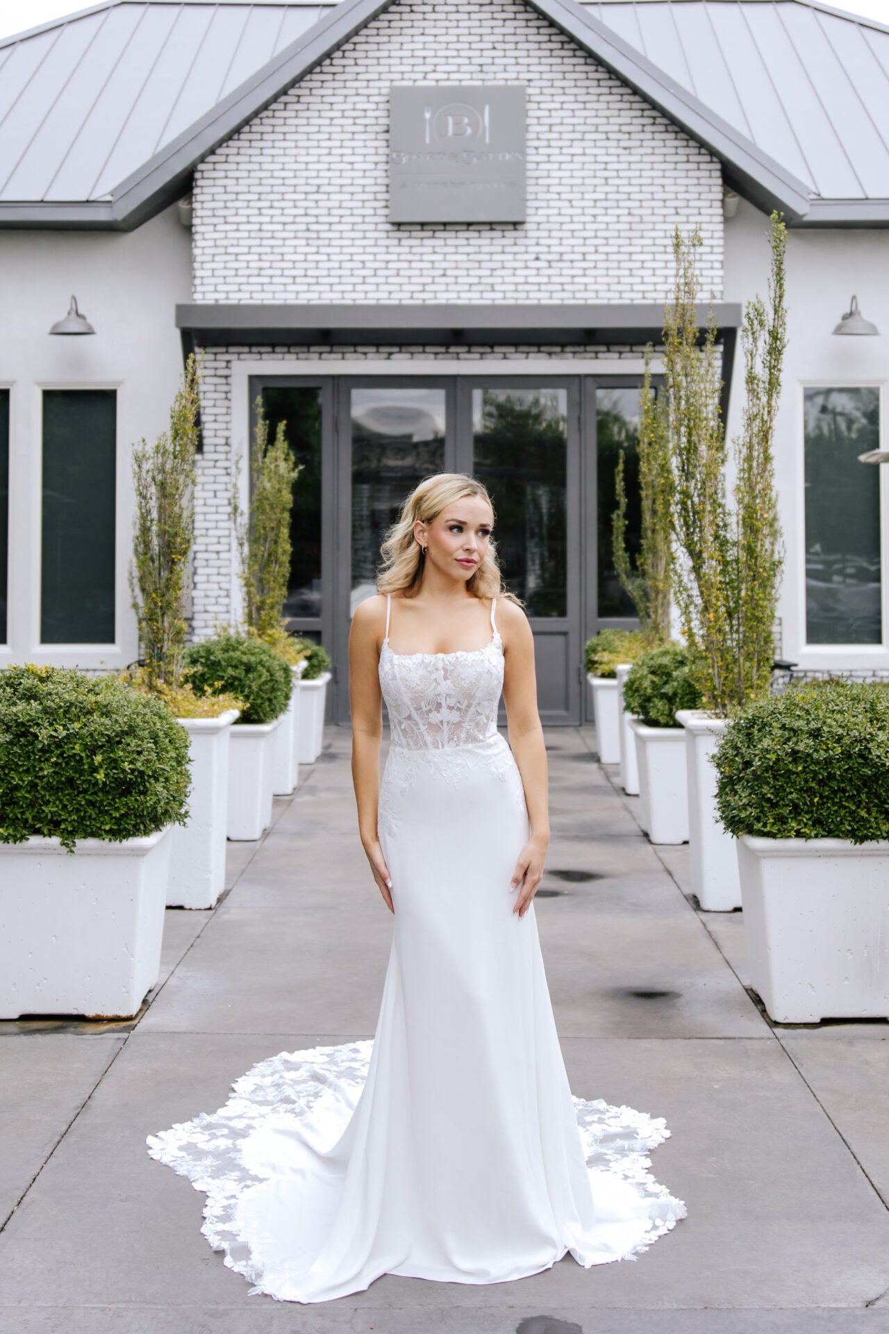 Esther Stella York - Elegant Women's Fashion Dresses & Tops for Casual, Office & Party Wear | Online Shopping USA