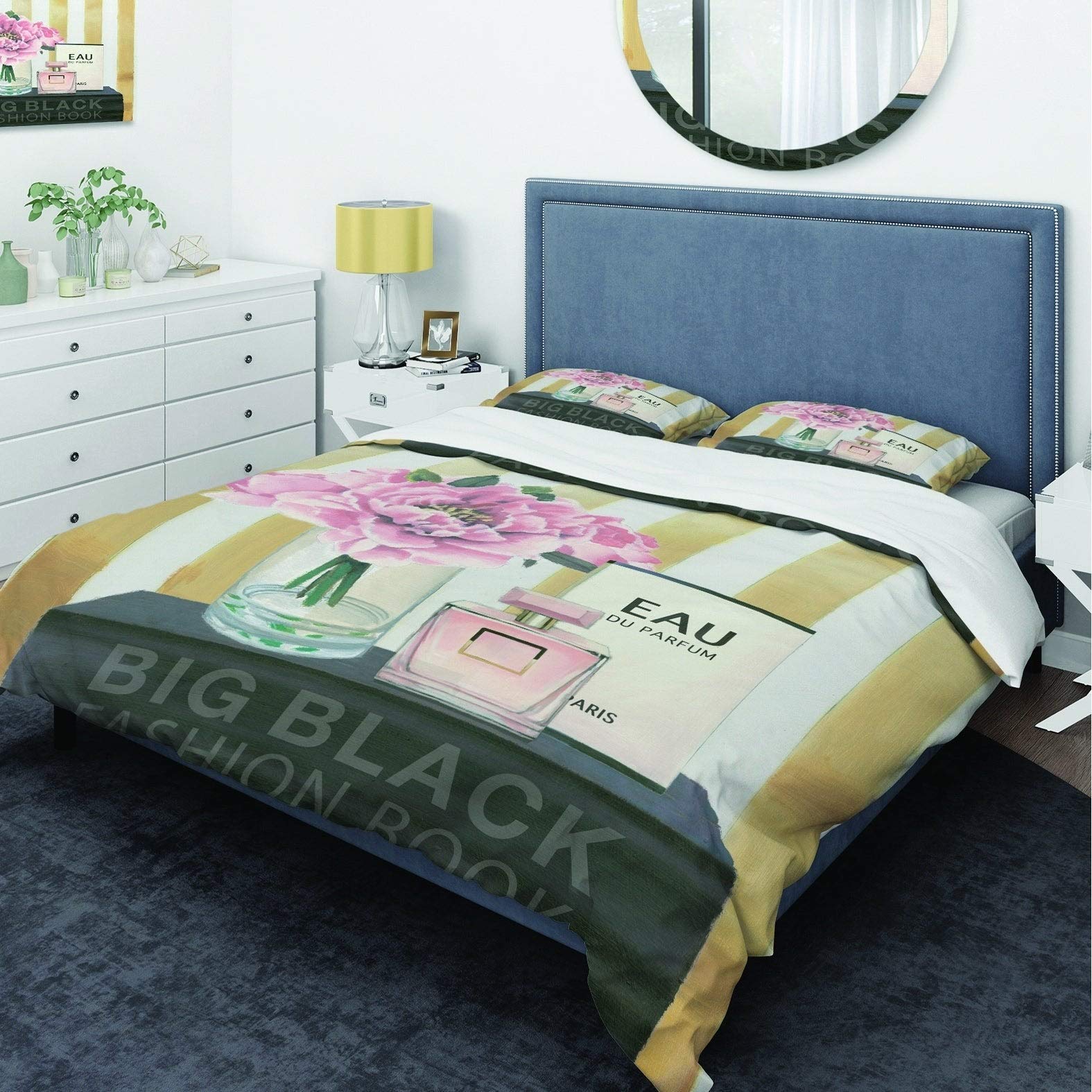 DESIGN ART 'Glam & Fashion Parfum Boudoir III' Luxury King Size Bedding Set - Duvet Cover + 2 Shams (Comforter Not Included) | Elegant Bedroom Decor for Master Suite, Guest Room & Luxury Hotels