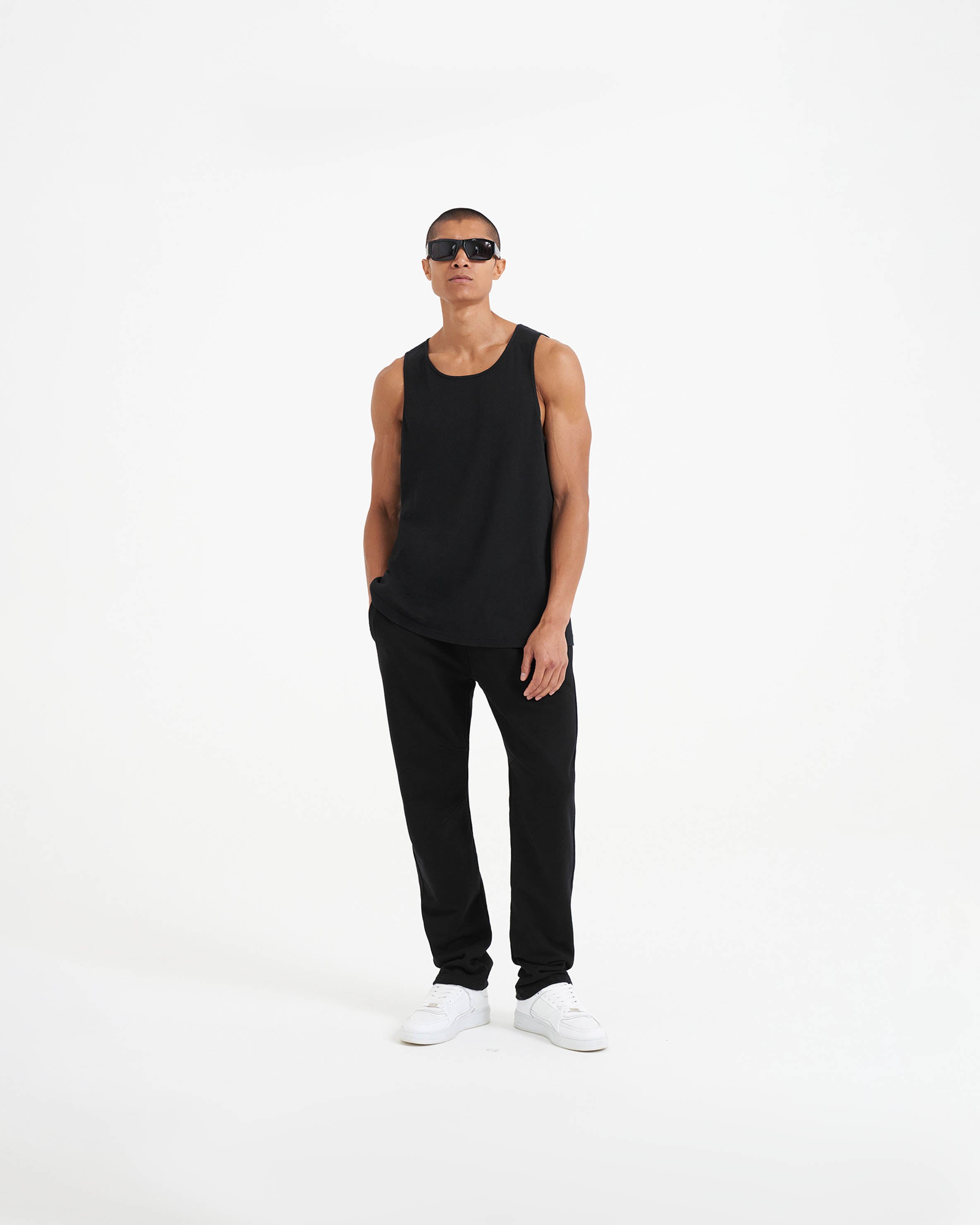 Men's Black Tank Top - Breathable & Comfortable for Gym, Workout & Summer Outfits