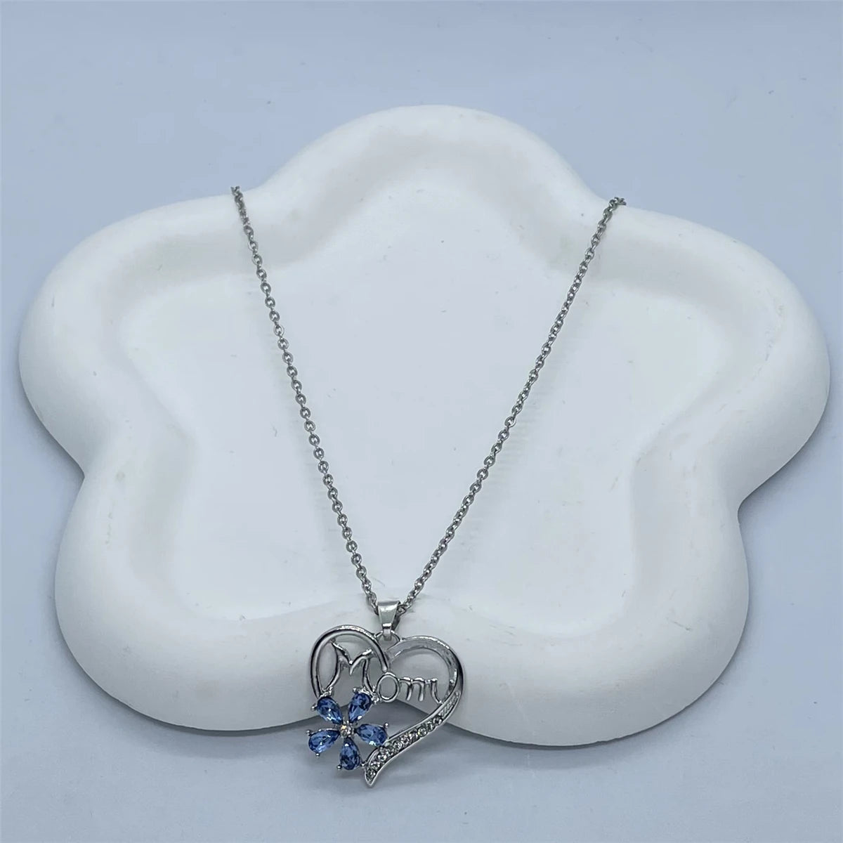 Dear Mom - Heartwarming Gifts for Mother's Day, Birthday & Special Occasions | Personalized Keepsakes & Thoughtful Presents for Mom - Perfect for Mother's Day, Christmas & Anniversaries