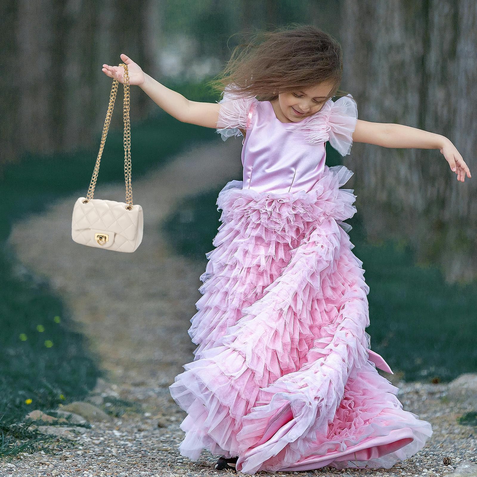 **Cute Heart Lock Crossbody Purse for Girls Age 3-14 - Toddler Shoulder Bag with Chain Strap - Perfect for School, Birthday Gifts & Dress-Up Play**