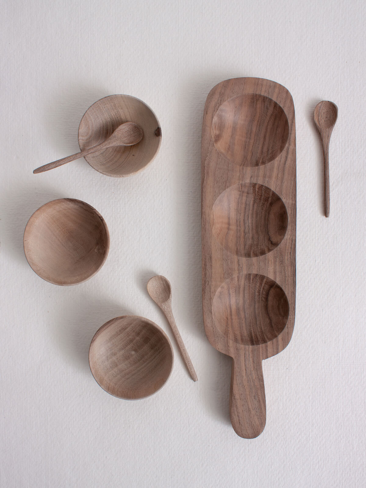 Premium Walnut Wood Serving Tray with 3 Mini Spice Bowls - Handcrafted Wooden Appetizer Platter for Cheese, Nuts, Snacks - Perfect for Entertaining, Kitchen Organization & Gift Giving