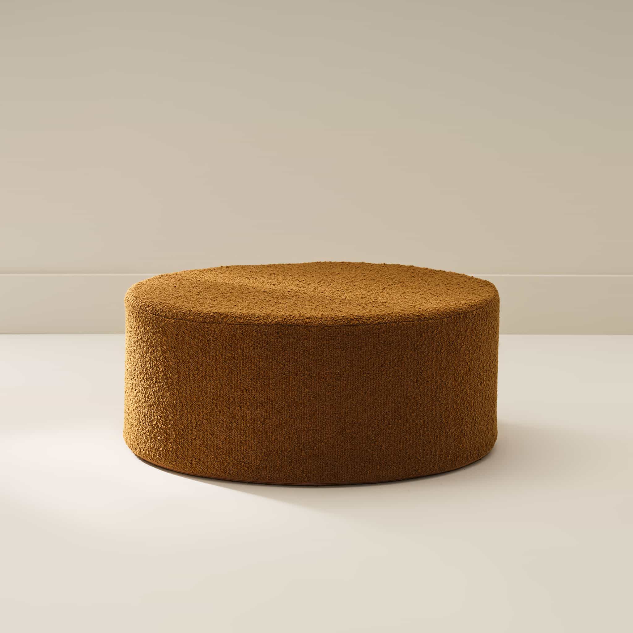 Luxury Boucle Ottoman Pouf - Soft Round Footrest Stool for Living Room, Bedroom & Office - Modern Home Decor Accent Piece for Cozy Seating & Stylish Comfort