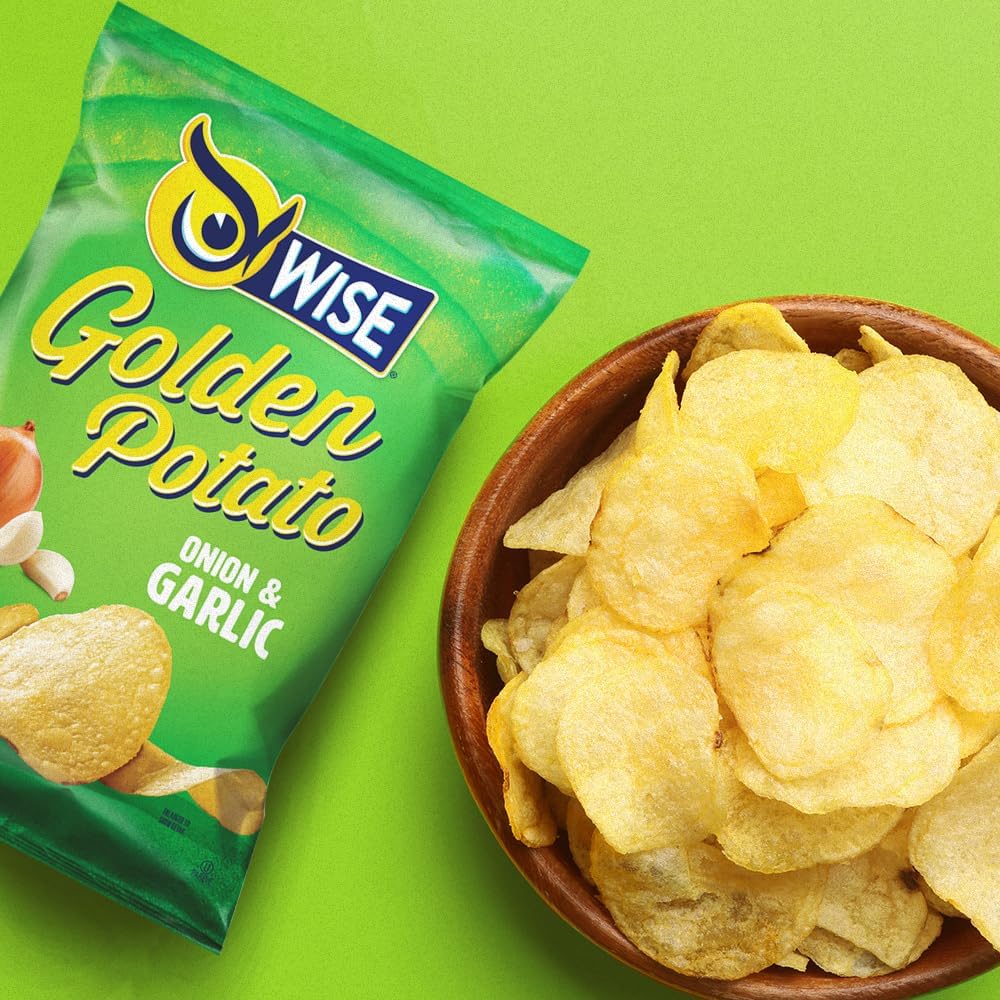 Wise Foods Onion & Garlic Flavored Potato Chips - 7.5 oz. Bags (Pack of 4) | Crunchy Snacks for Parties, Picnics & Movie Nights