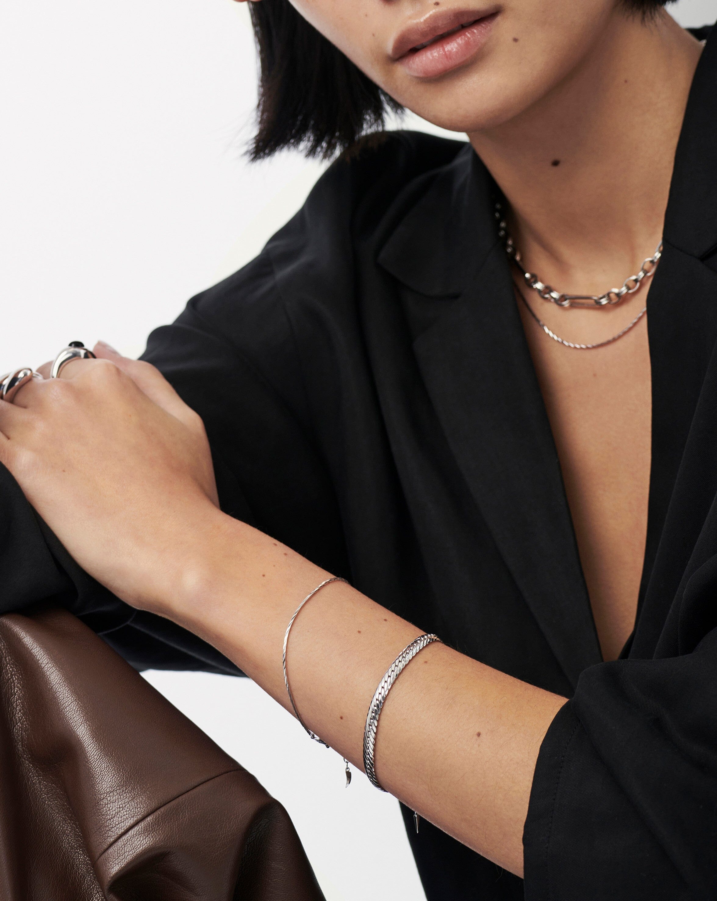 Savi Asymmetric Square Snake Chain Bracelet for Women - Trendy Gold & Silver Fashion Jewelry Gift for Her - Perfect for Parties, Dates & Everyday Wear
