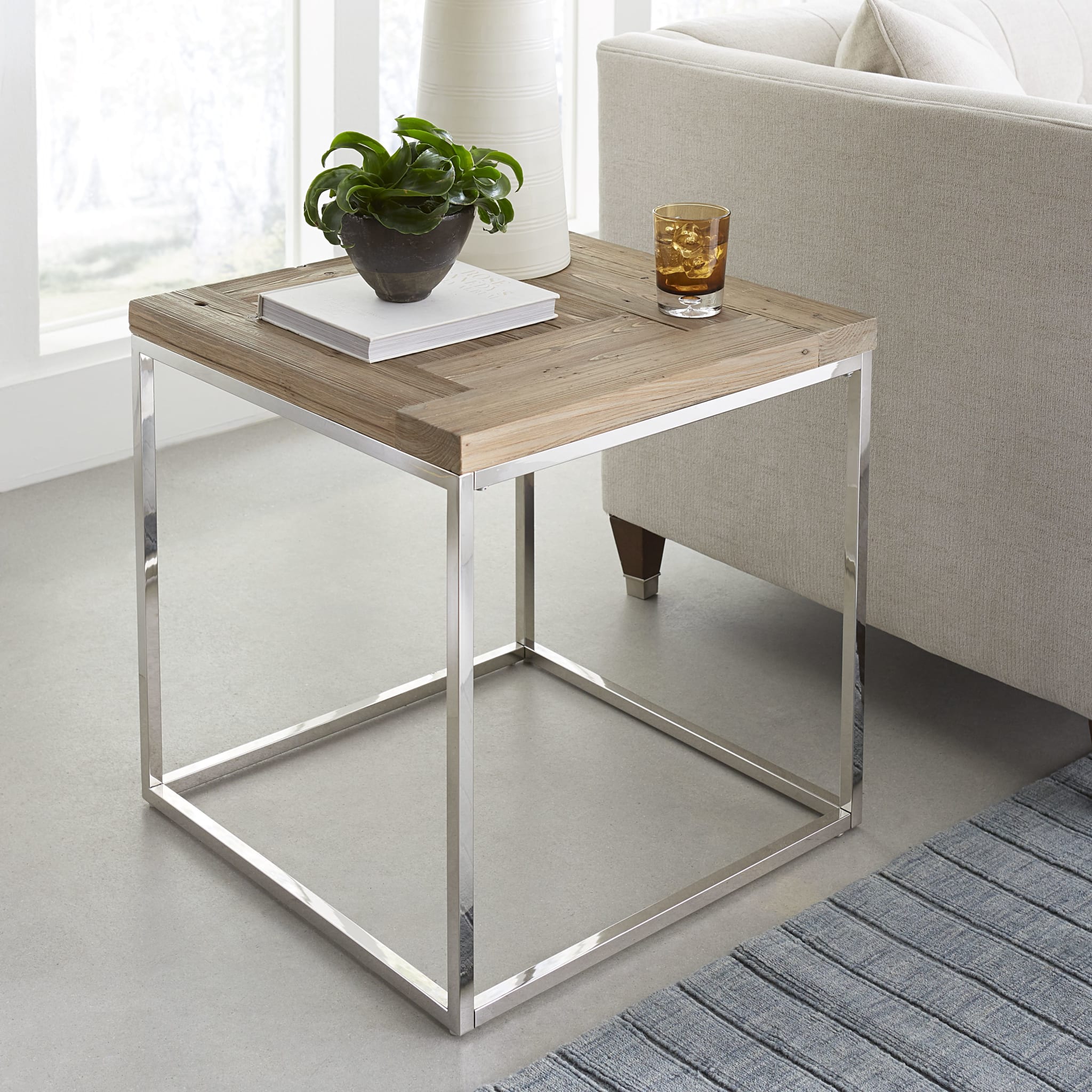 Rustic Reclaimed Wood End Table - Handcrafted Side Table for Living Room, Bedroom & Office - Eco-Friendly Farmhouse Decor for Home & Apartment