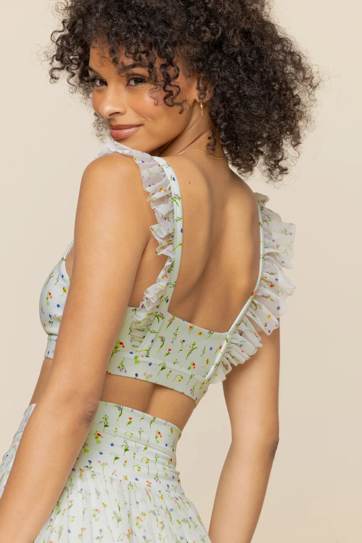 Romantic Ruffle Lace Bra for Women - Elegant Floral Meadow Design - Perfect for Date Nights, Weddings & Special Occasions